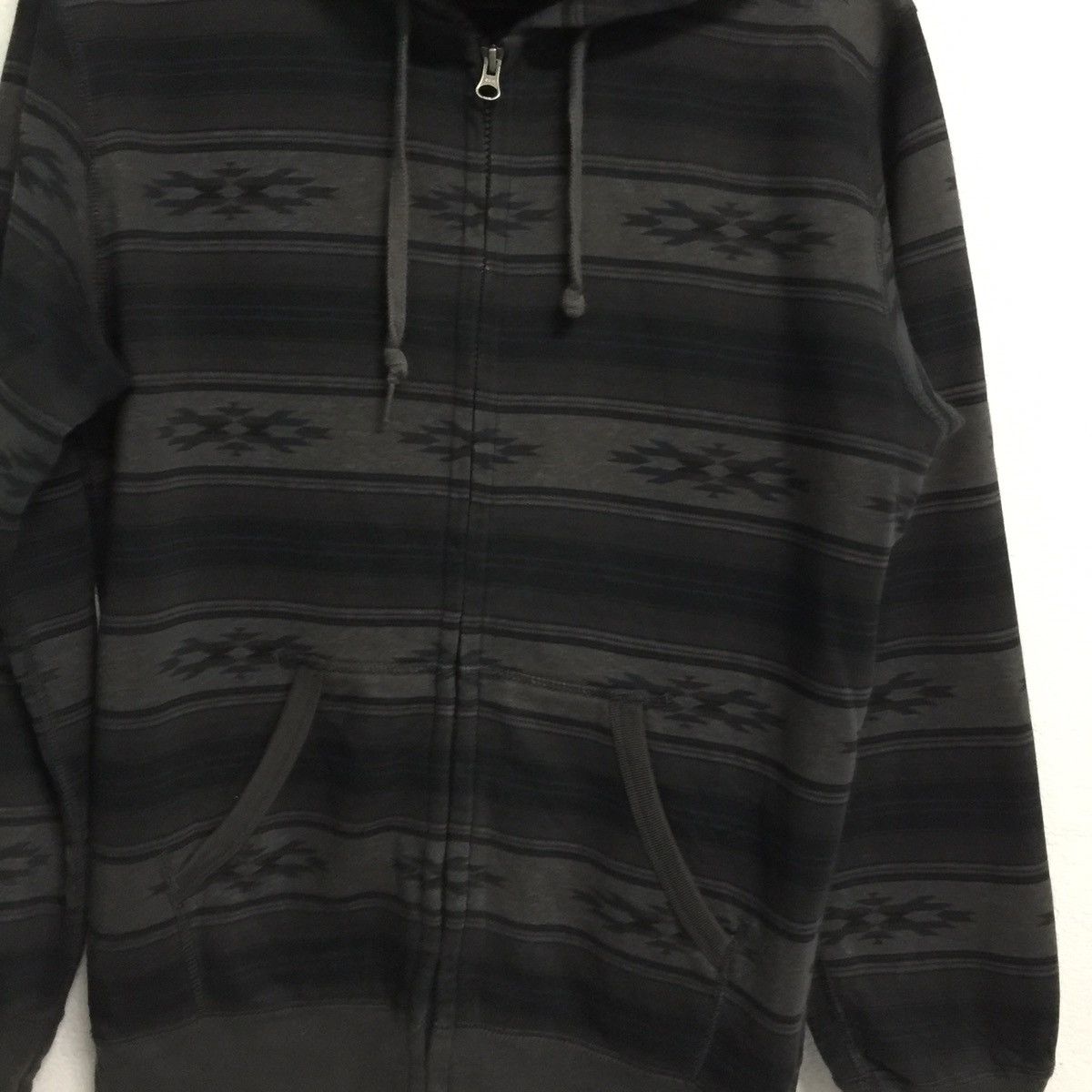 Native Uniqlo Hoodie Zipper Sweatshirt Size US M / EU 48-50 / 2 - 5 Thumbnail