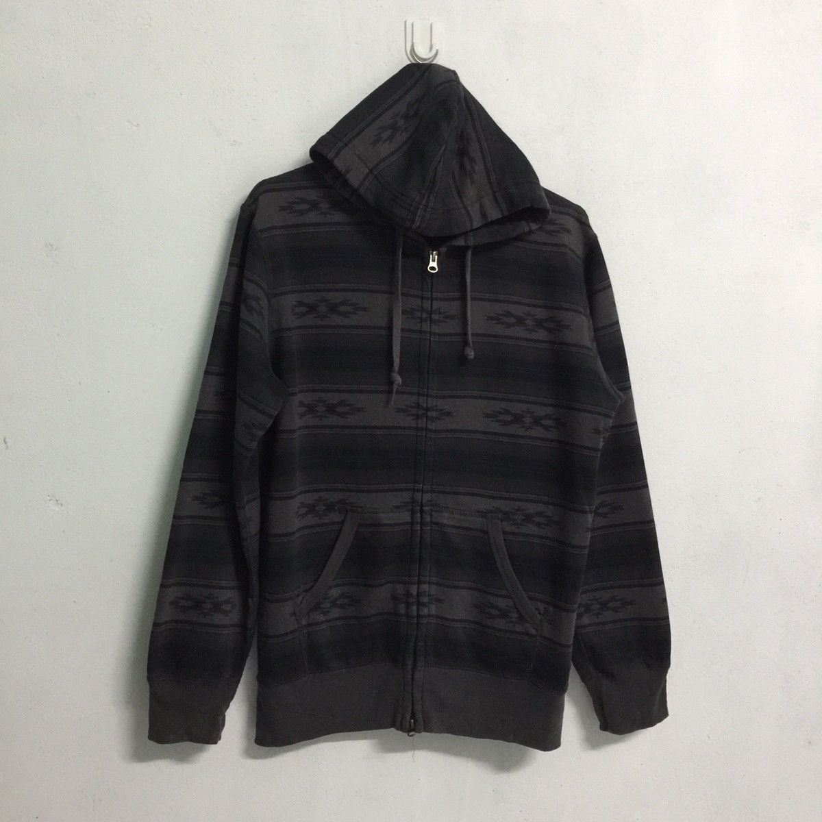 Native Uniqlo Hoodie Zipper Sweatshirt Size US M / EU 48-50 / 2 - 4 Thumbnail