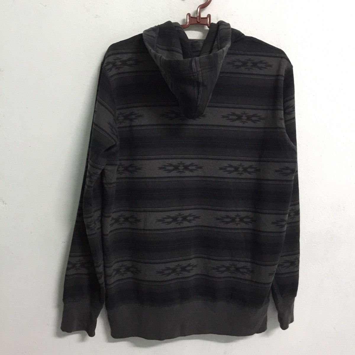 Native Uniqlo Hoodie Zipper Sweatshirt Size US M / EU 48-50 / 2 - 8 Thumbnail
