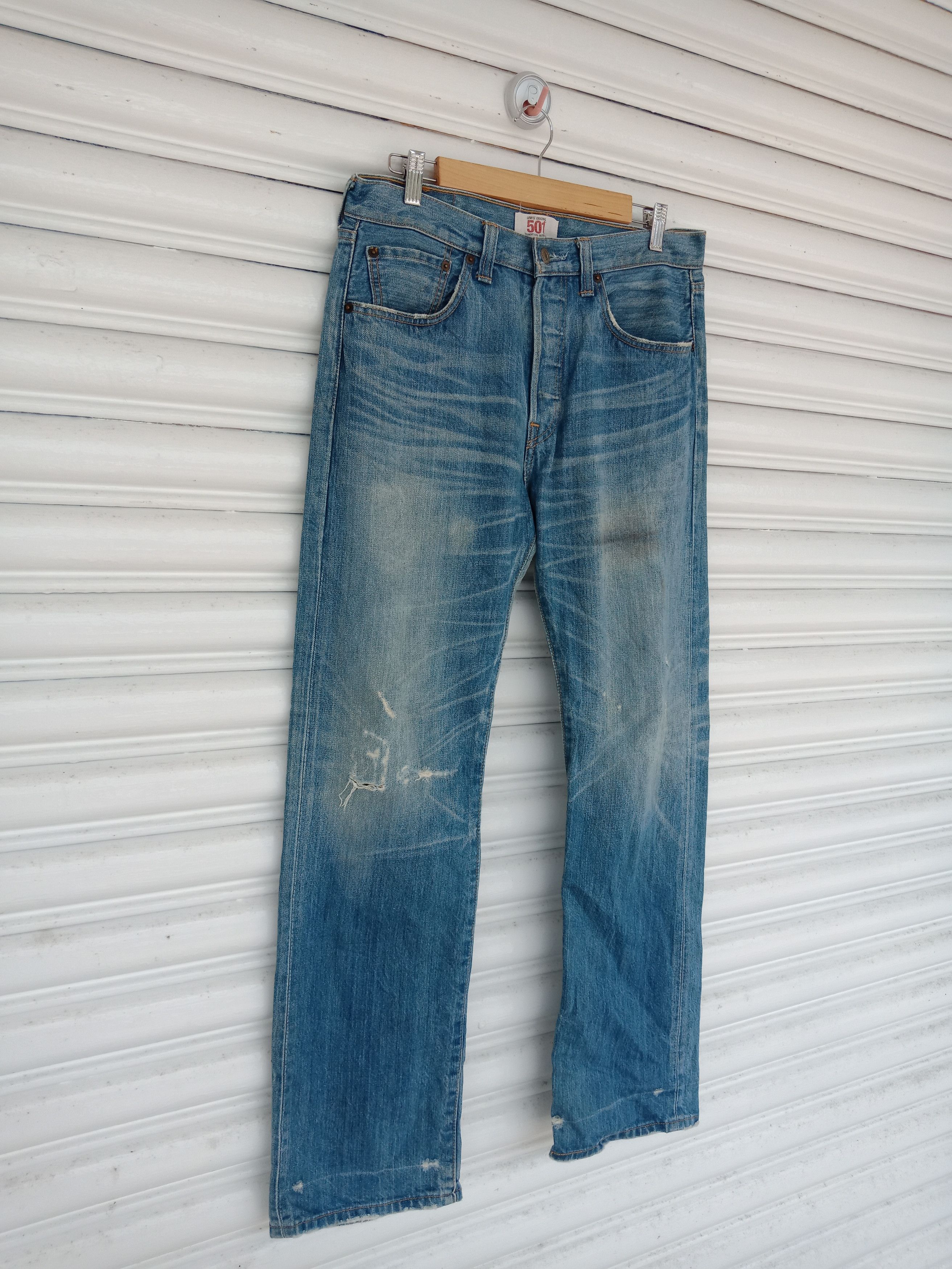 Levi's Levi's 501 Light Washed Distressed Size US 32 / EU 48 - 4 Thumbnail