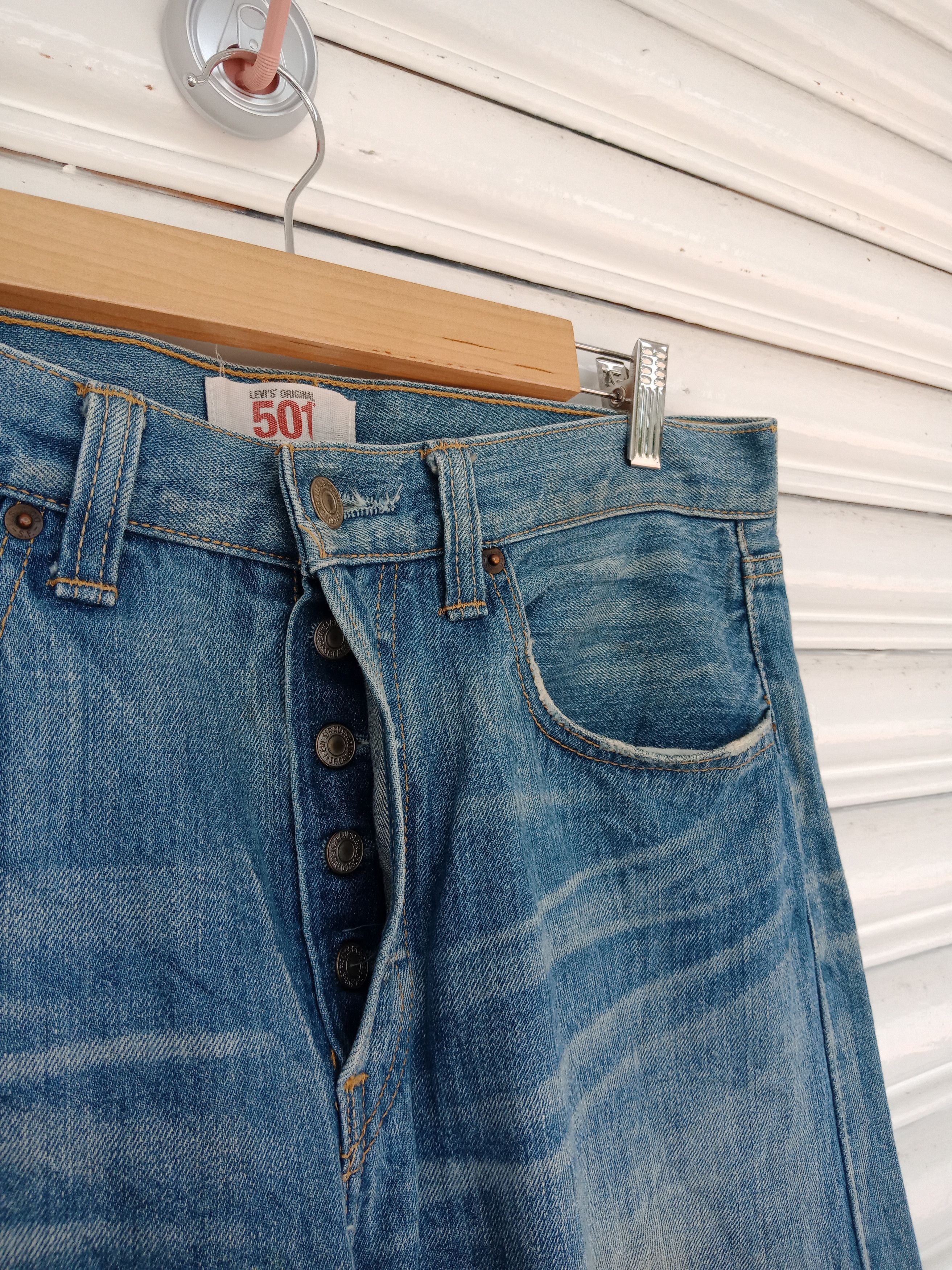 Levi's Levi's 501 Light Washed Distressed Size US 32 / EU 48 - 9 Thumbnail