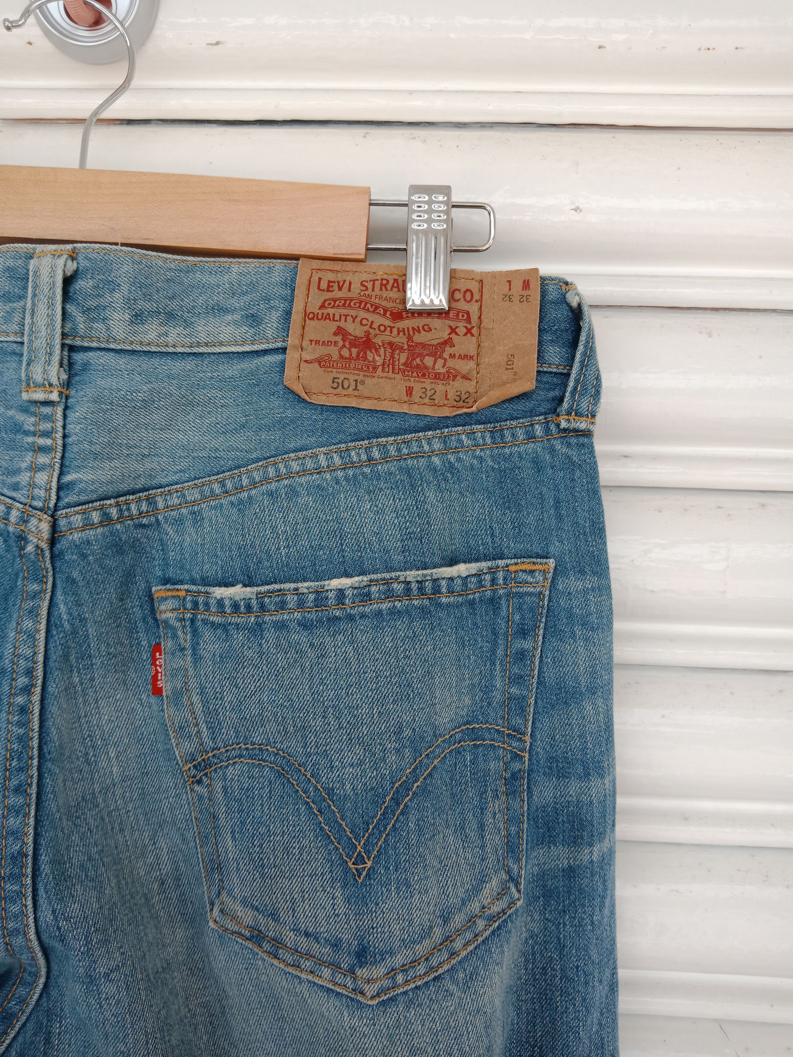 Levi's Levi's 501 Light Washed Distressed Size US 32 / EU 48 - 13 Thumbnail
