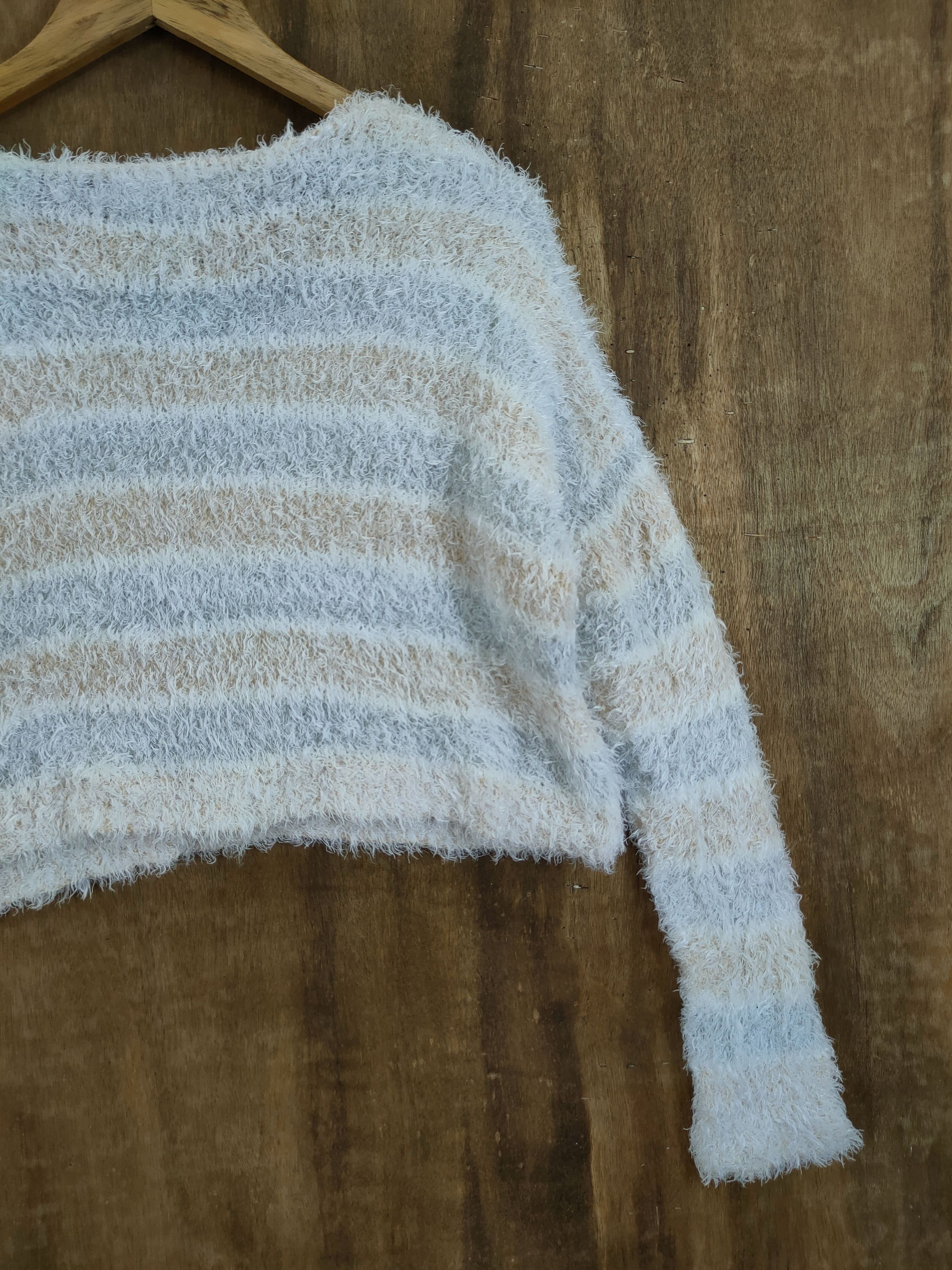 Homespun Knitwear D Ray Cassin Crop top shag shaggy fur mohair #46-952 Size M / US 6-8 / IT 42-44 - 11 Thumbnail