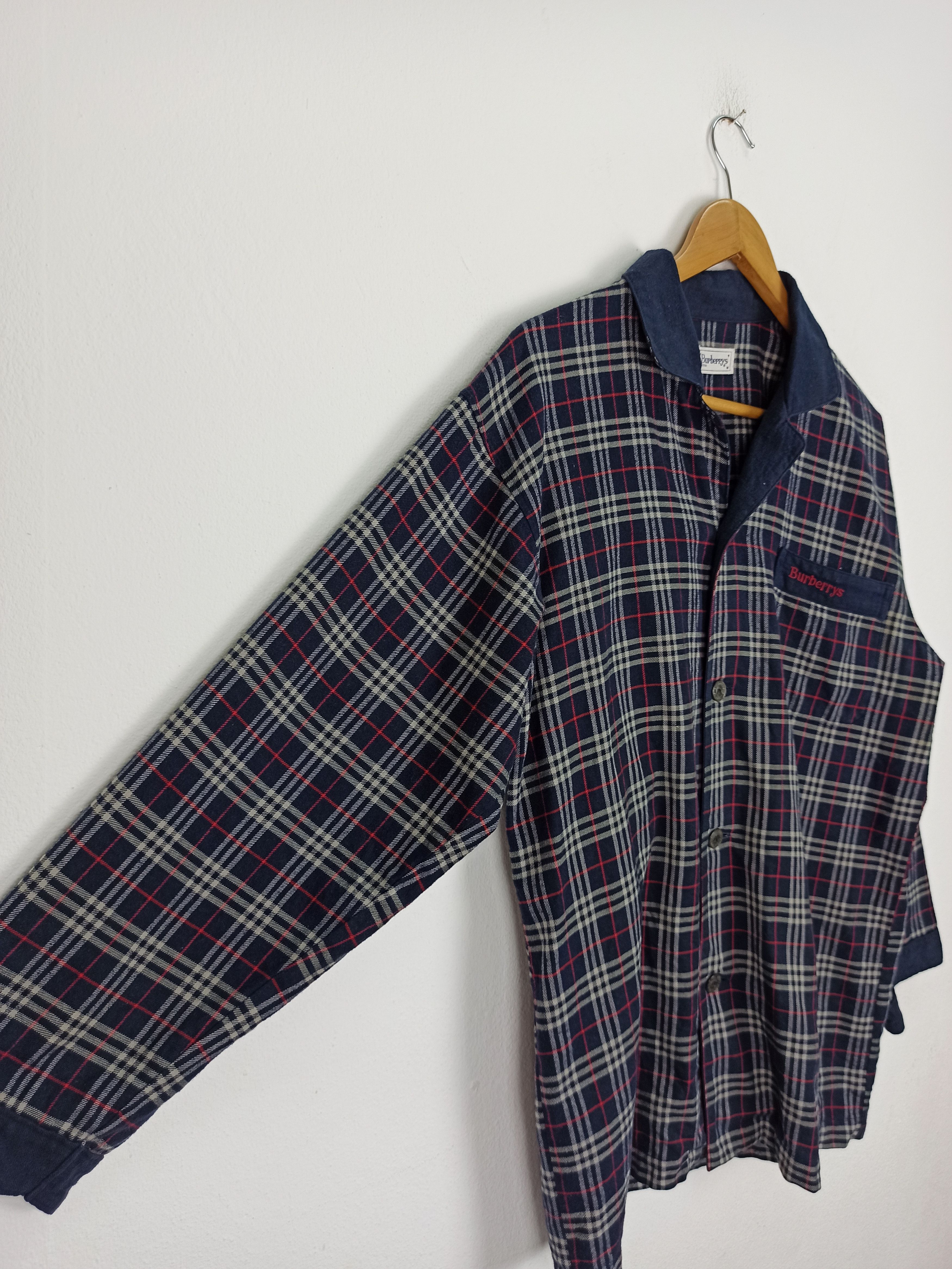 Burberry Burberrys Nova Check Blue Colour Size Medium (c40) Size US M / EU 48-50 / 2 - 3 Thumbnail