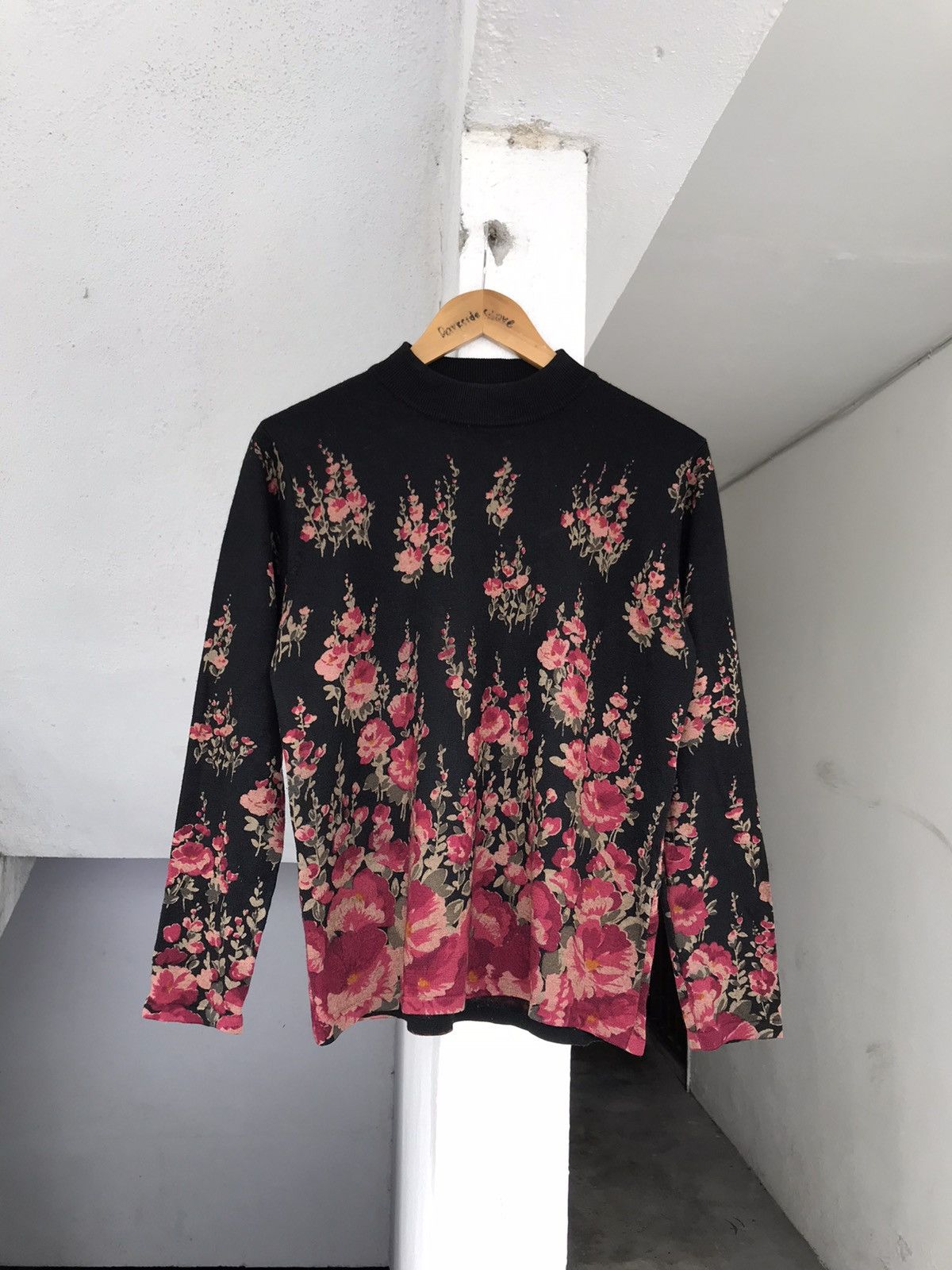 20471120 × Beauty Beast Vintage Leomarina Flower Art Knit Size US M / EU 48-50 / 2 - 6 Thumbnail