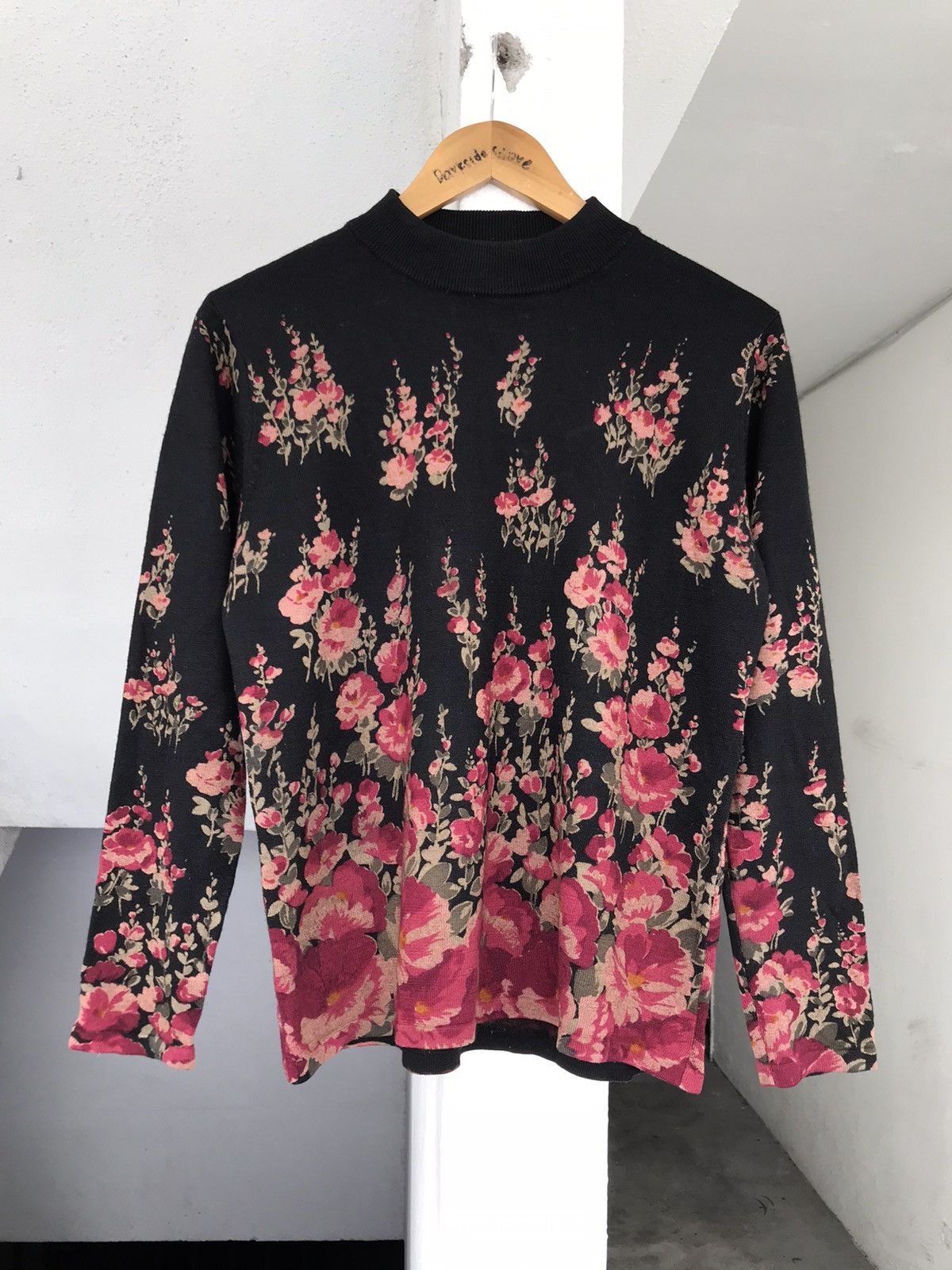 20471120 × Beauty Beast Vintage Leomarina Flower Art Knit Size US M / EU 48-50 / 2 - 4 Thumbnail
