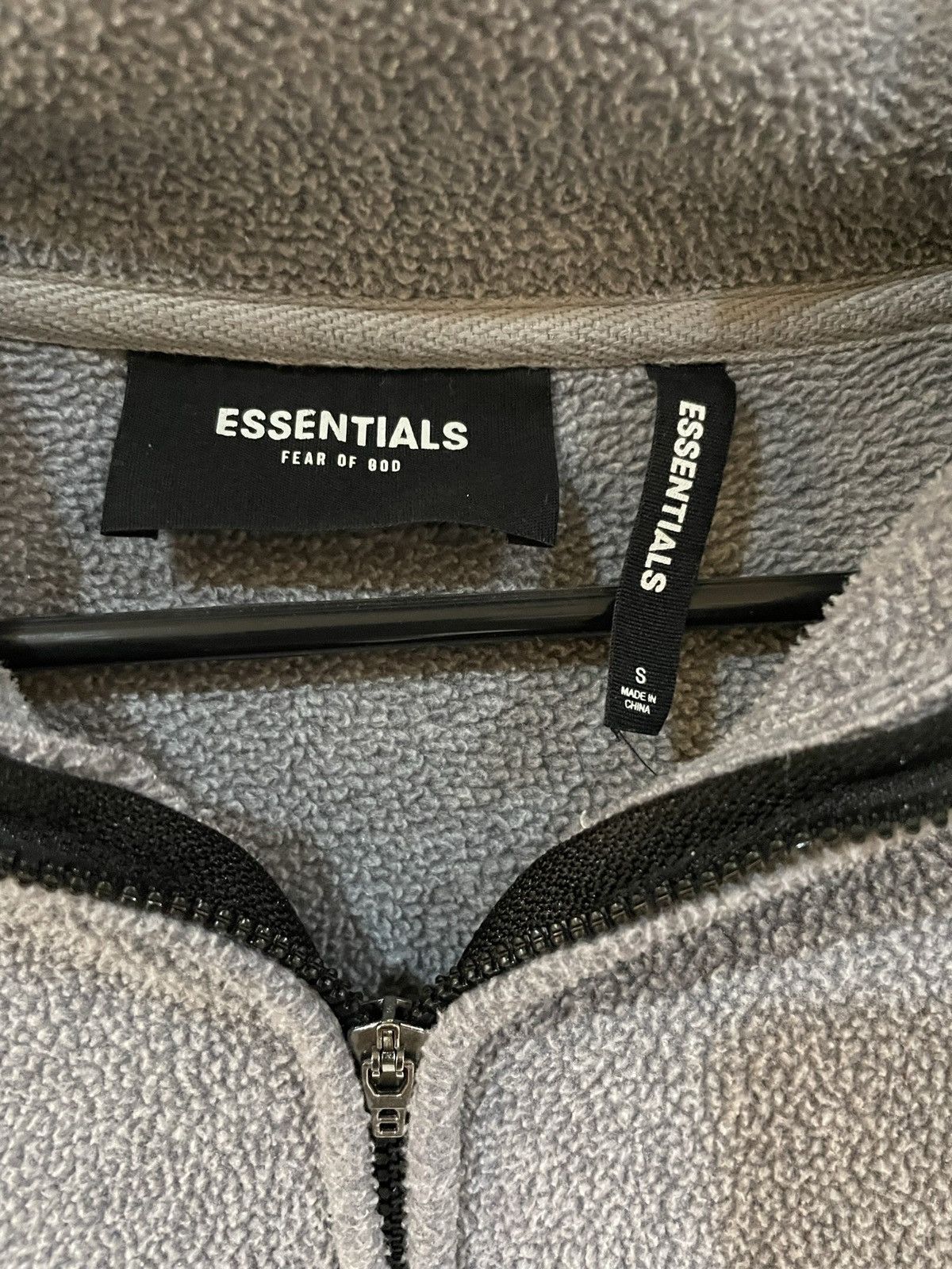 Fear of God Essentials Grey Sherpa Quarter Zip Season One Jacket Size US S / EU 44-46 / 1 - 5 Thumbnail