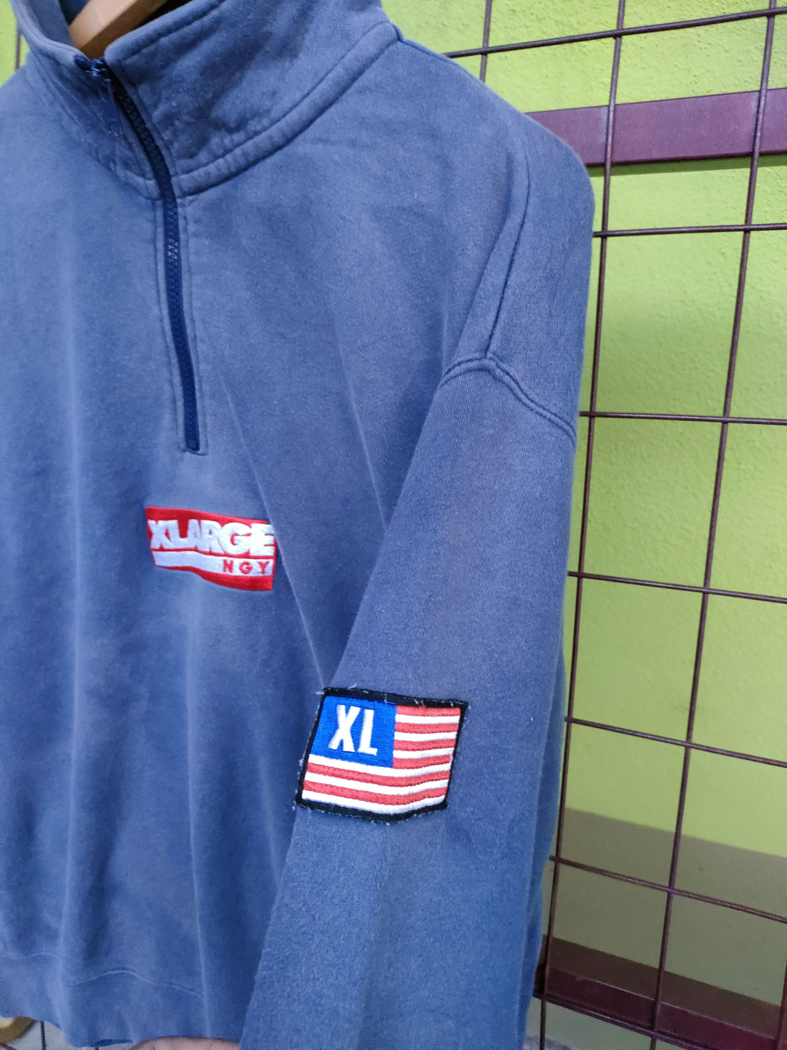 Xlarge X-Large Half Zipper Box Logo Size US M / EU 48-50 / 2 - 5 Thumbnail