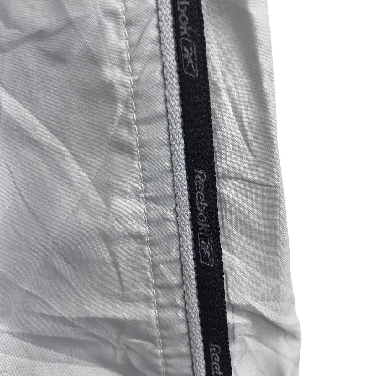 Reebok REEBOK SPORT Sportswear Zipper Grey Windbreaker Jacket Size US L / EU 52-54 / 3 - 4 Thumbnail