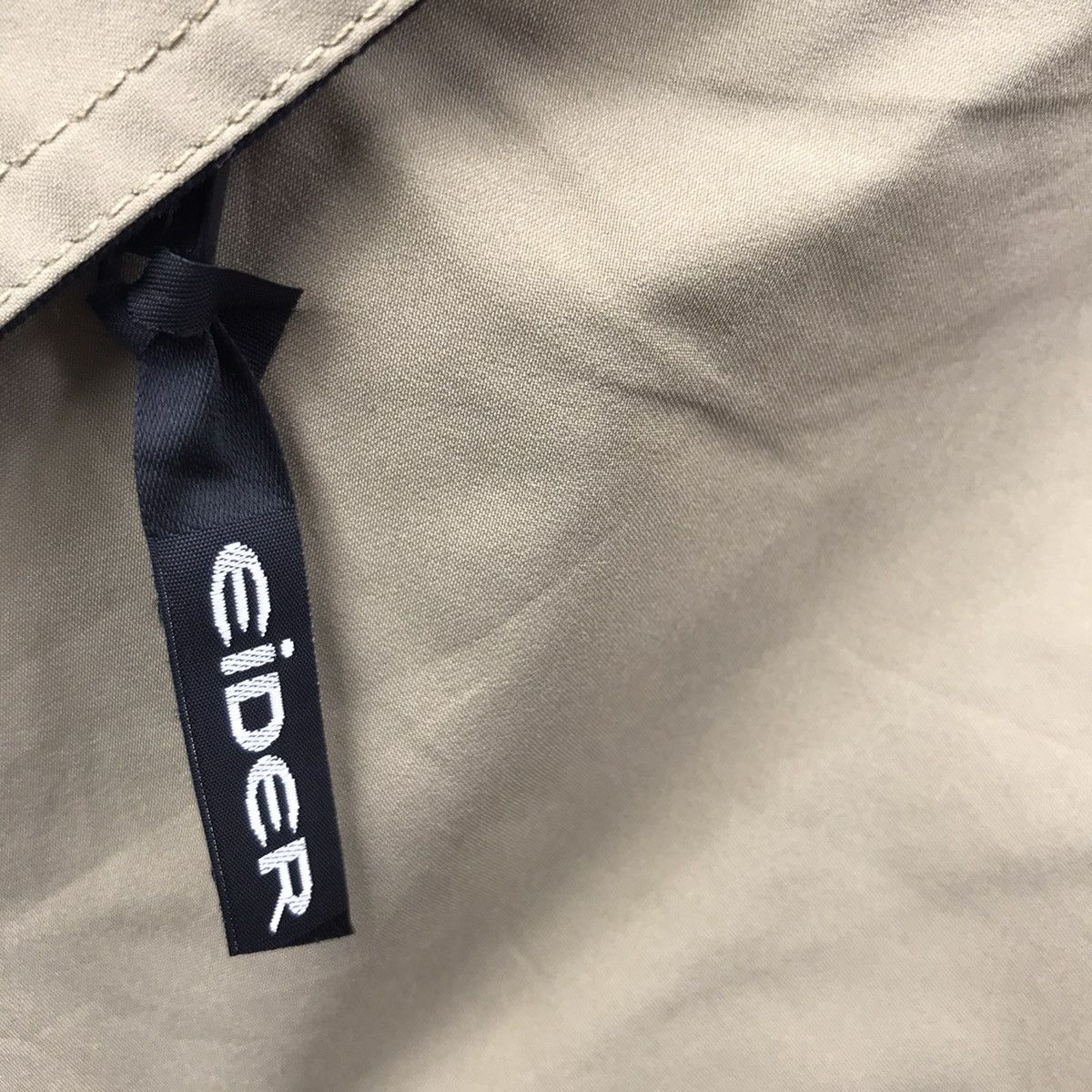 Vintage Vintage EIDER GORE-TEX Beige Fleece Jacket Size US L / EU 52-54 / 3 - 4 Thumbnail