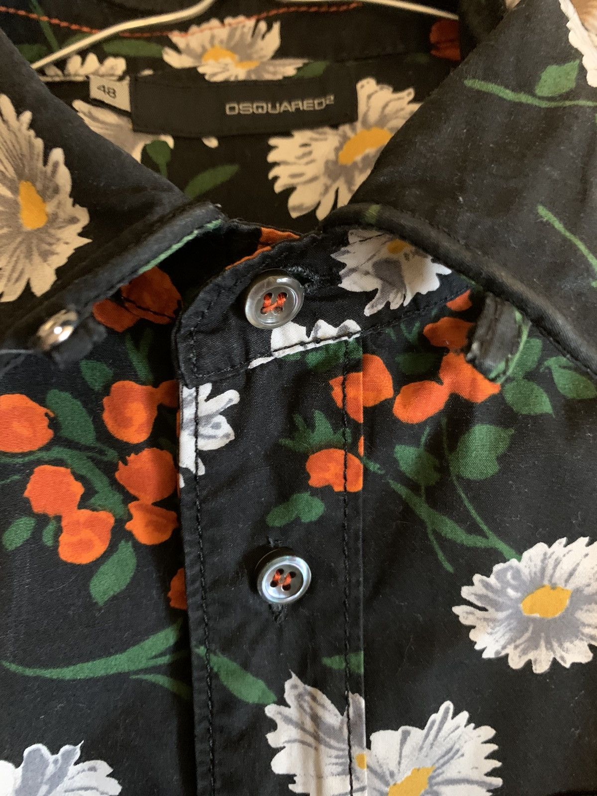 Dsquared2 Floral logo shirt Size US M / EU 48-50 / 2 - 8 Thumbnail