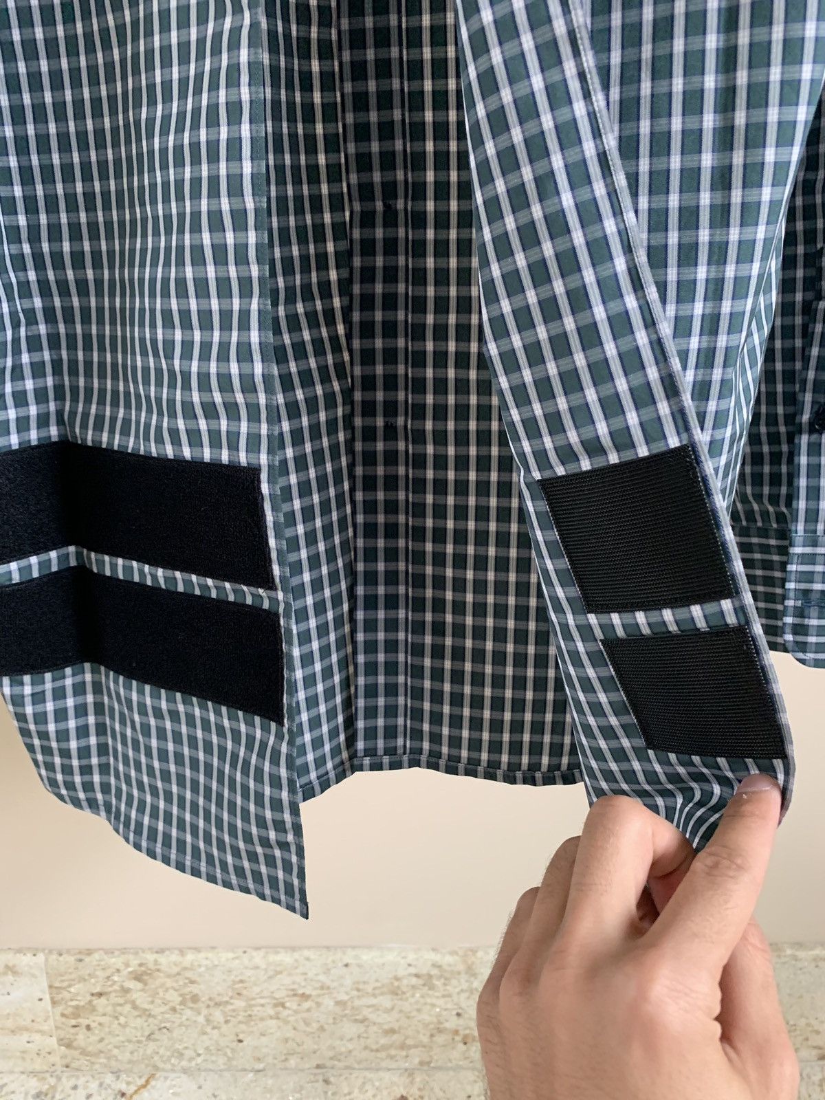 Martine Rose Back Wrapped Shirt in Green & Black Size US S / EU 44-46 / 1 - 4 Thumbnail