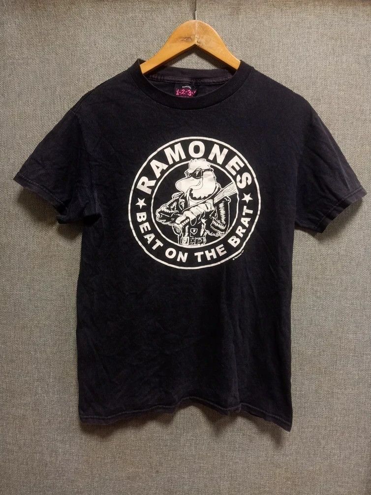 Band Tees t shirt band ramones beat on the brat/punk rock Size US S / EU 44-46 / 1 - 1 Thumbnail