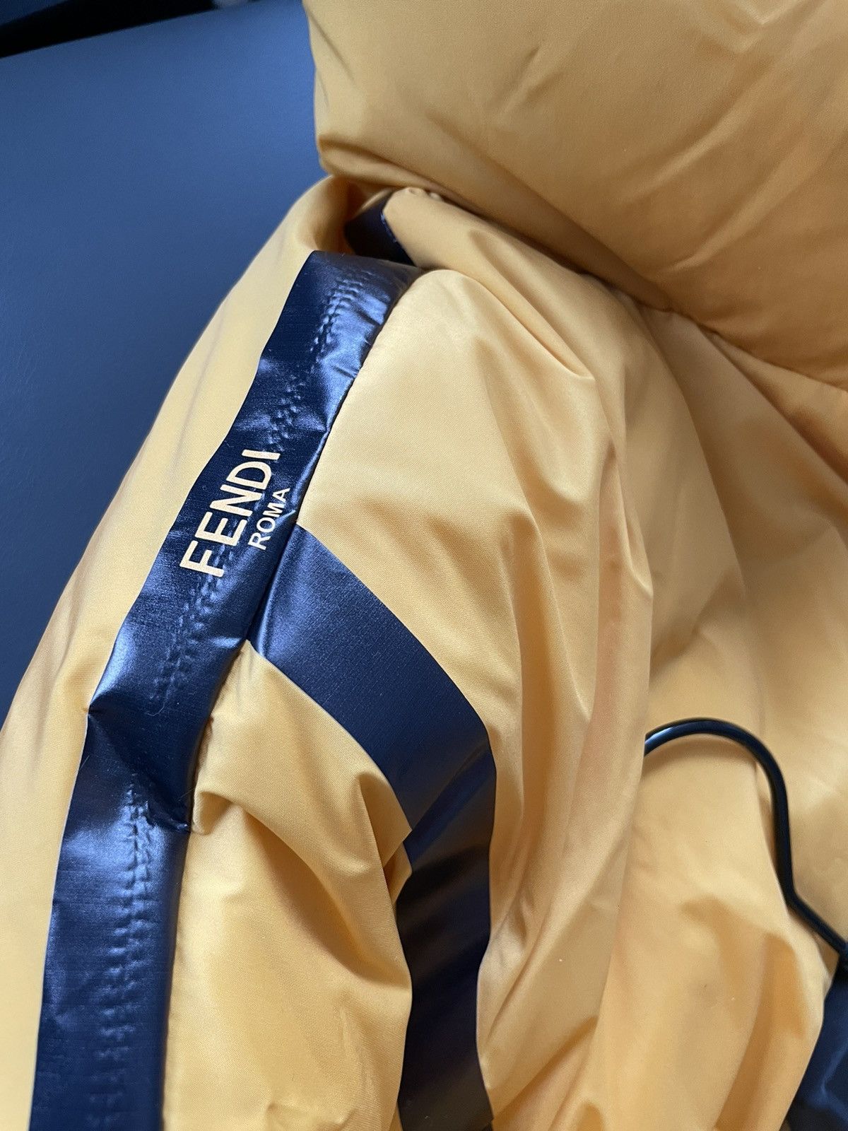 Fendi $3,500 Value Brand NEW Fendi Logo Duck Down Parka Jacket Size US XXL / EU 58 / 5 - 5 Thumbnail