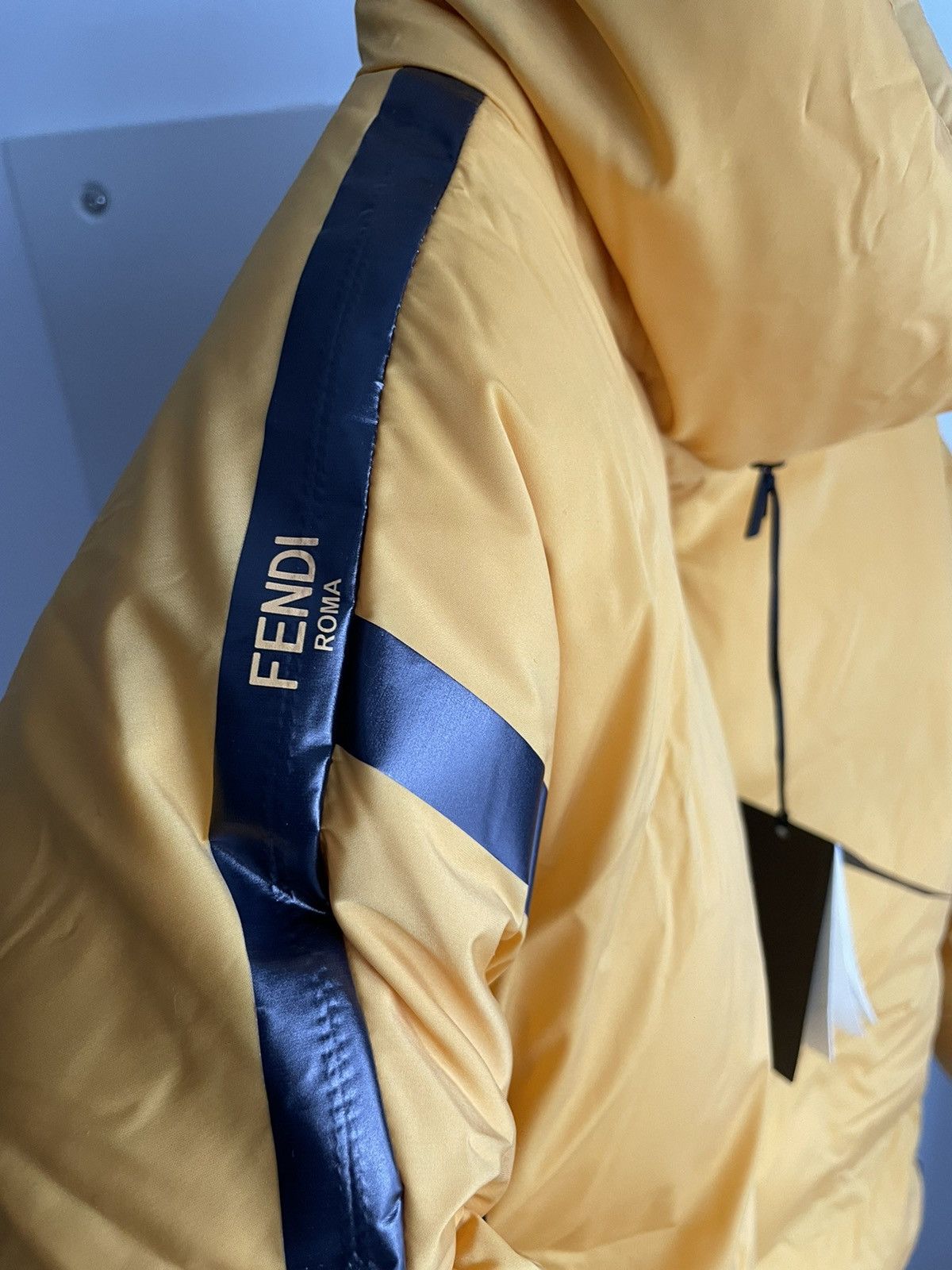 Fendi $3,500 Value Brand NEW Fendi Logo Duck Down Parka Jacket Size US XXL / EU 58 / 5 - 20 Thumbnail