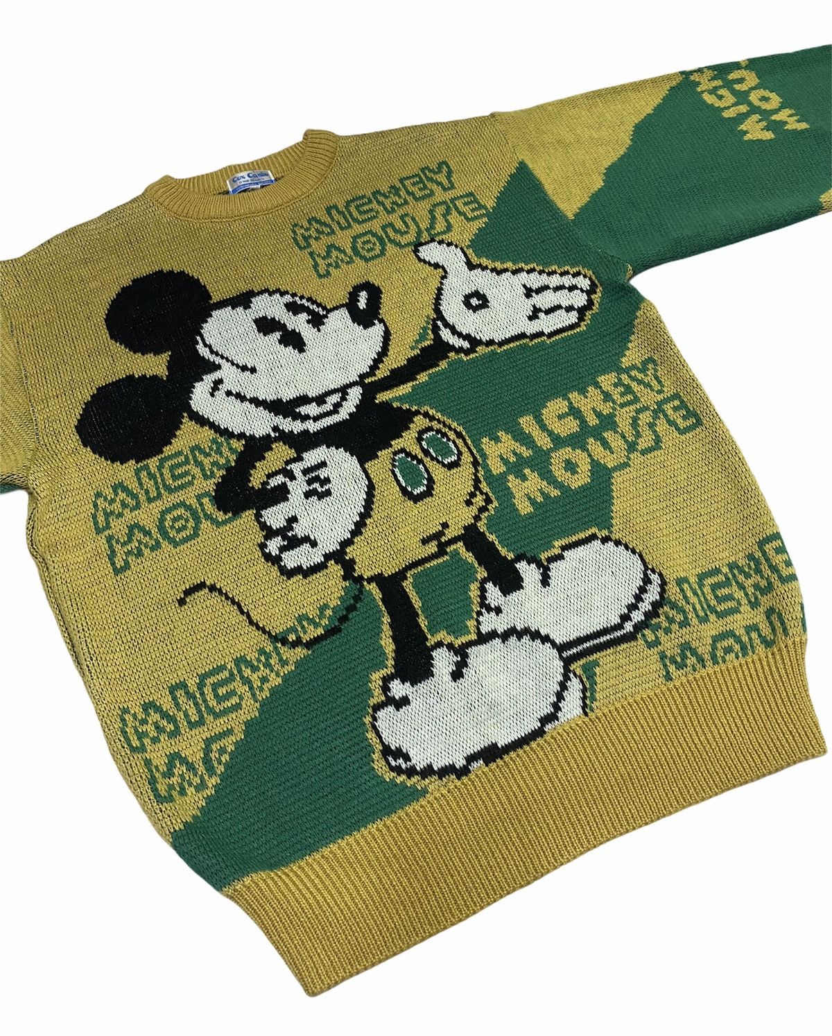 Anime VINTAGE MICKEY MOUSE SWEATSHIRT WOOL Size US M / EU 48-50 / 2 - 16 Thumbnail