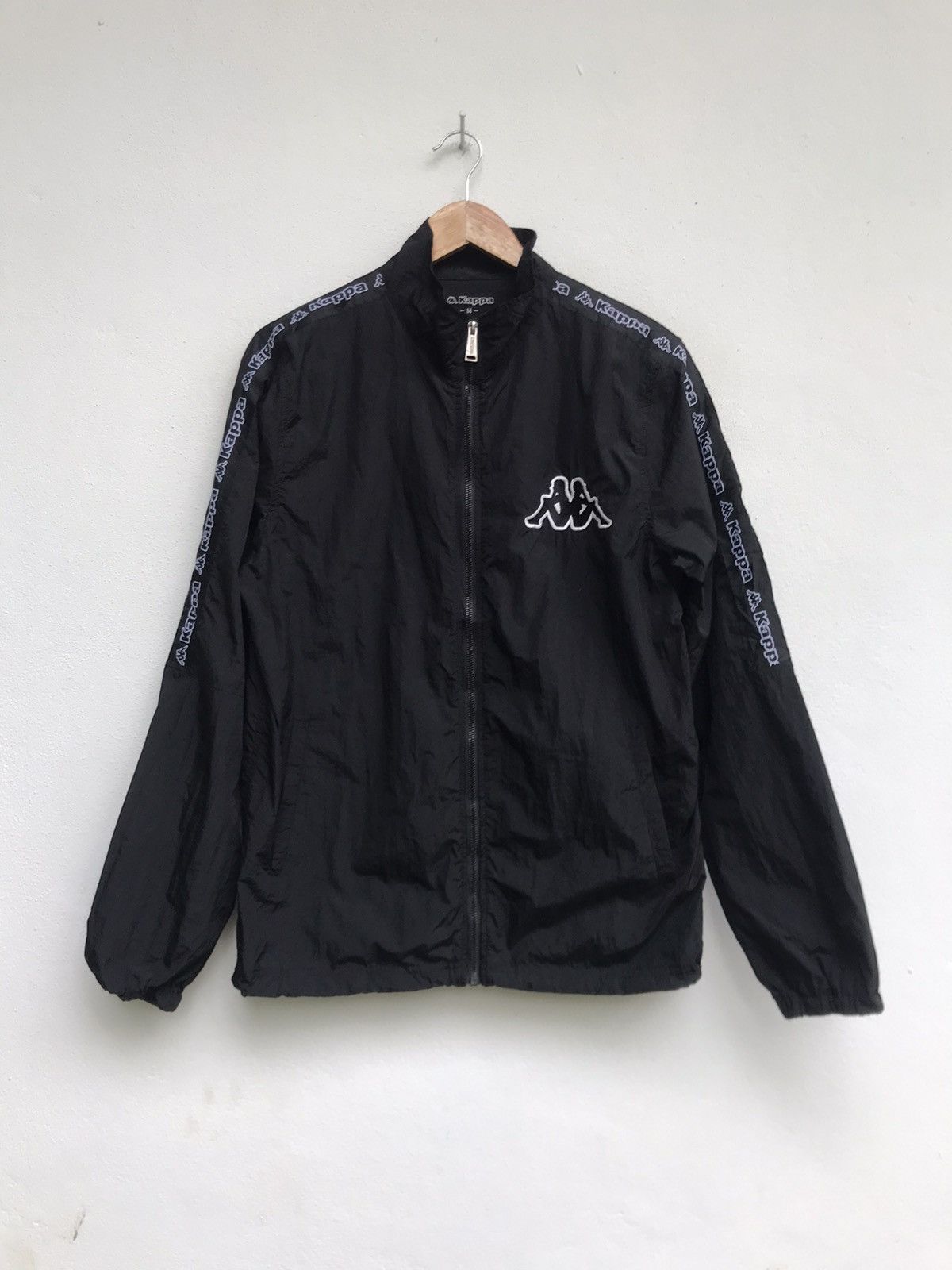 Kappa Big Back Logo Side Tape Nylon Jacket Size US S / EU 44-46 / 1 - 4 Thumbnail