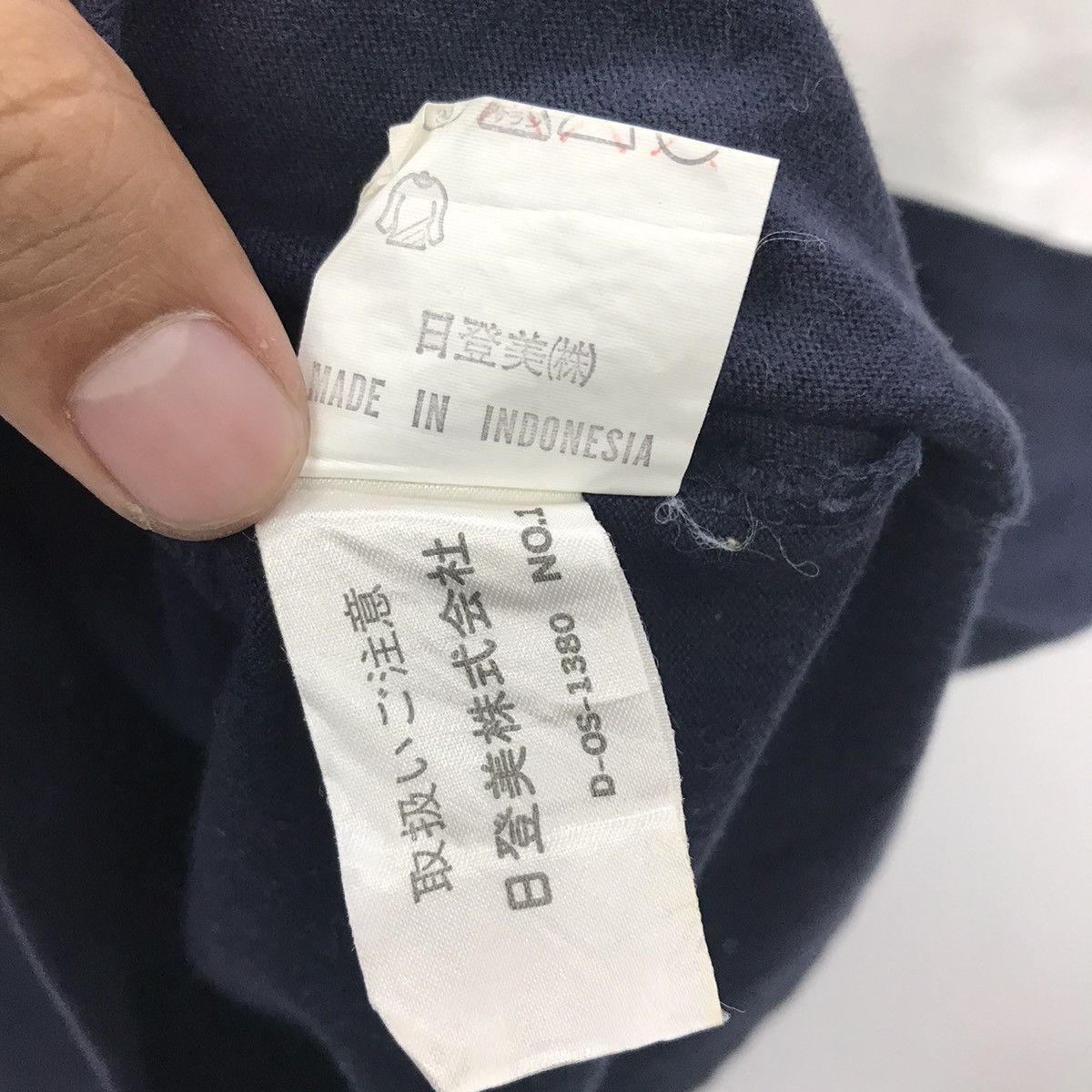 Chaps Ralph Lauren × Designer × Vintage Rare!! Vintage Chaps Ralph Lauren Spellout Tee Size US L / EU 52-54 / 3 - 12 Thumbnail