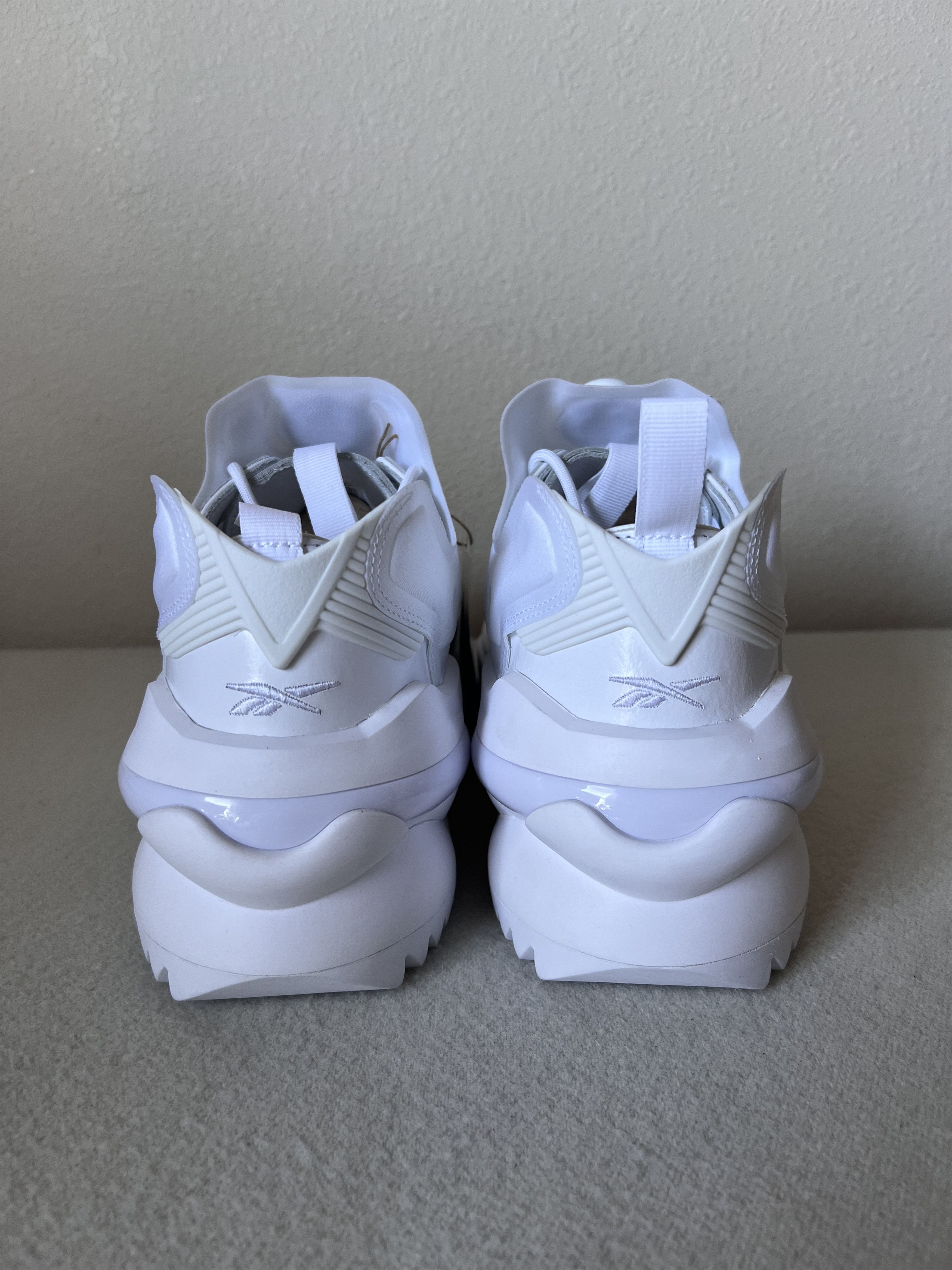 Maison Margiela × Reebok Maison Margiela Reebok Instapump Fury Low Tabi Sneakers Size US 9 / EU 42 - 5 Thumbnail