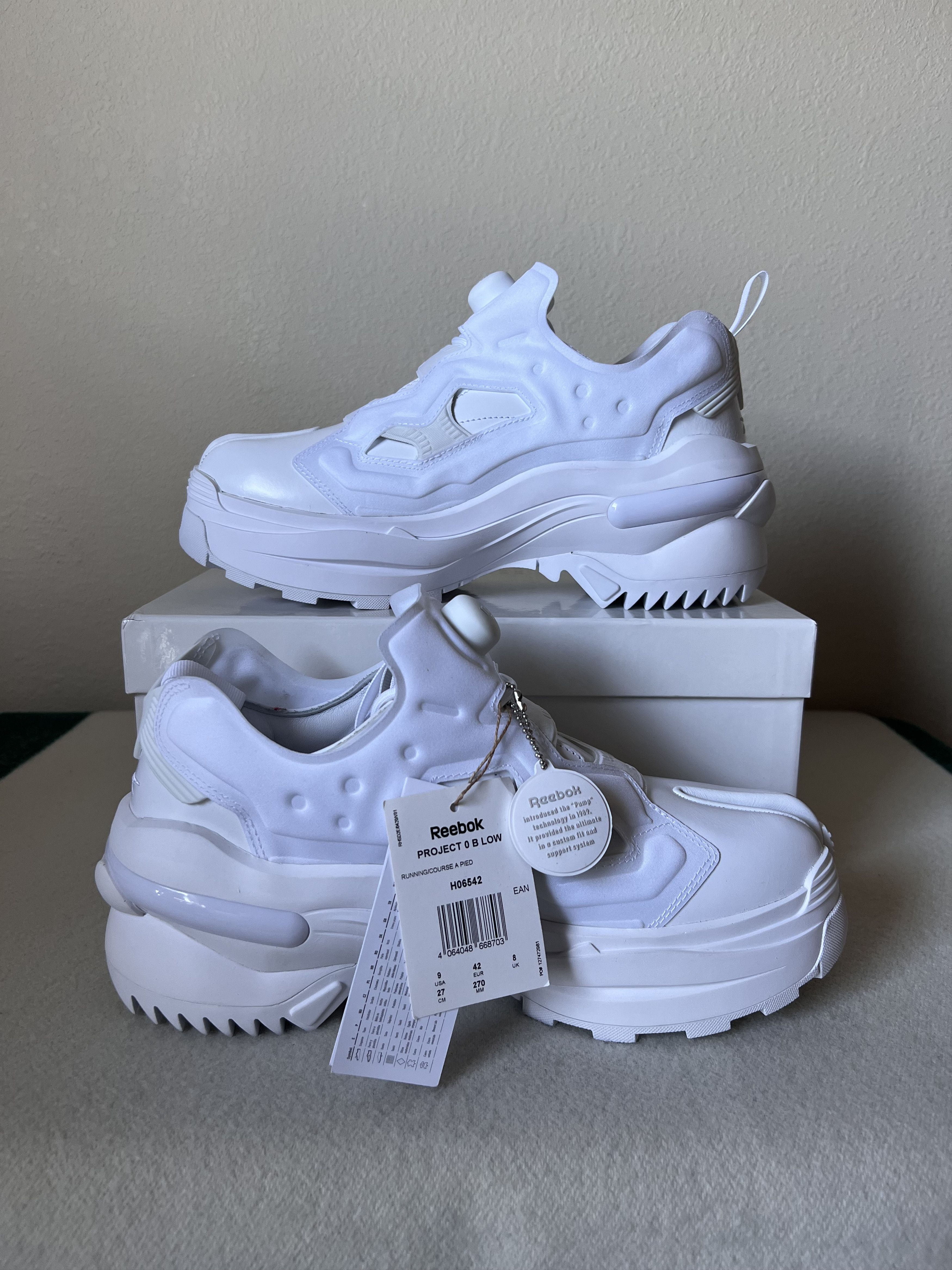 Maison Margiela × Reebok Maison Margiela Reebok Instapump Fury Low Tabi Sneakers Size US 9 / EU 42 - 3 Thumbnail