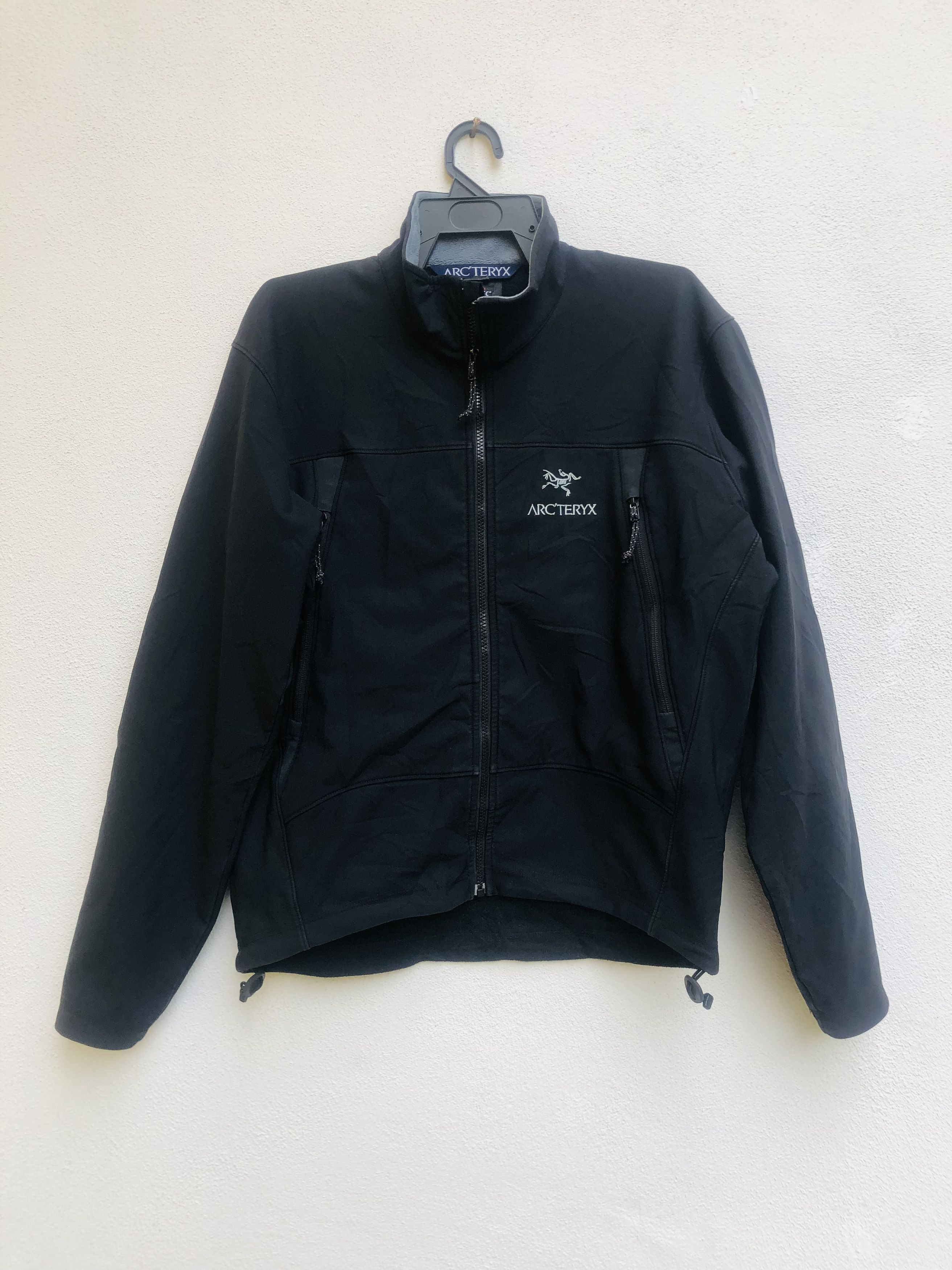 Japanese Brand × Vintage Vintage Arc’teryx Designer Streetwear Fashion Style Black Size US L / EU 52-54 / 3 - 1 Thumbnail