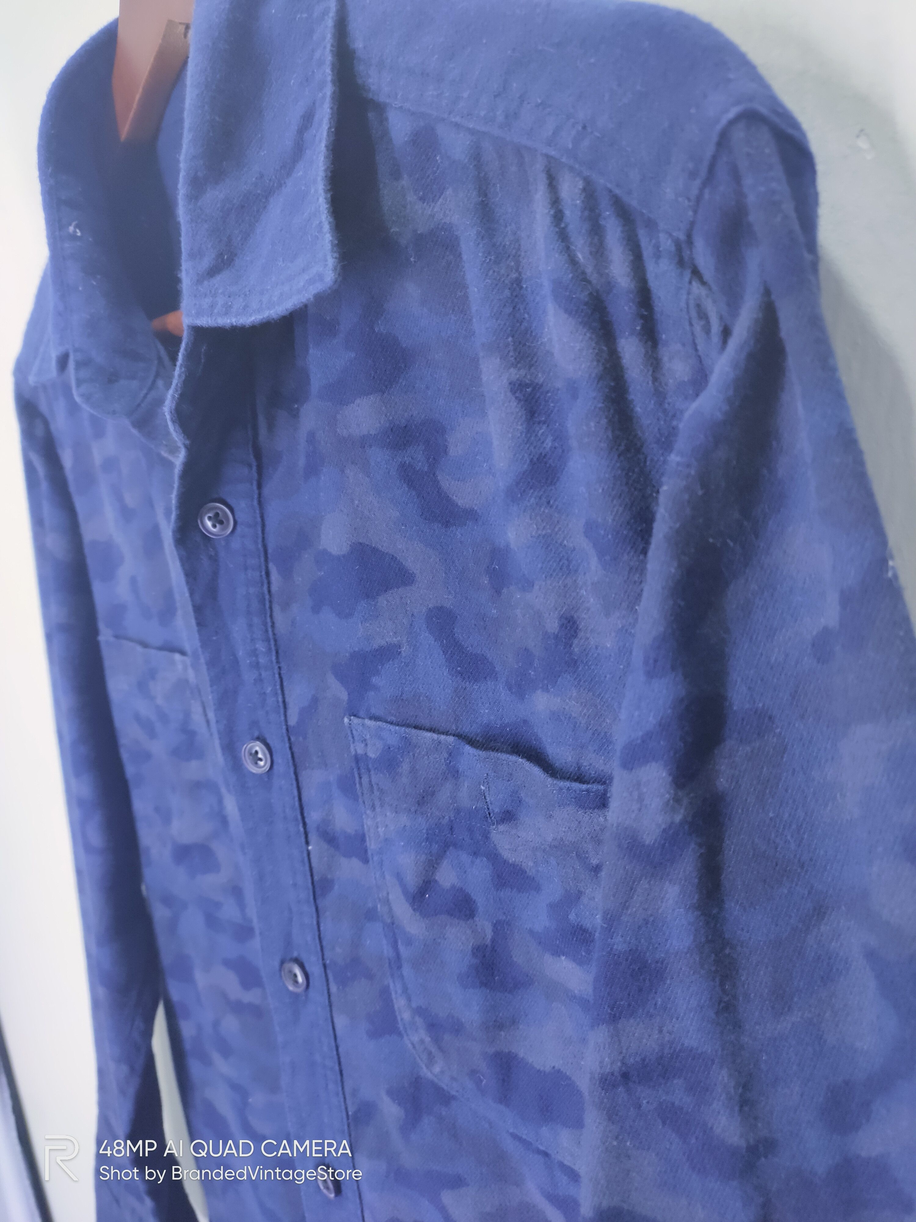 Japanese Brand × Uniqlo UNIQLO Dark Camo Fullprinted Pocket Casual Flannel Jacket Size US M / EU 48-50 / 2 - 5 Thumbnail
