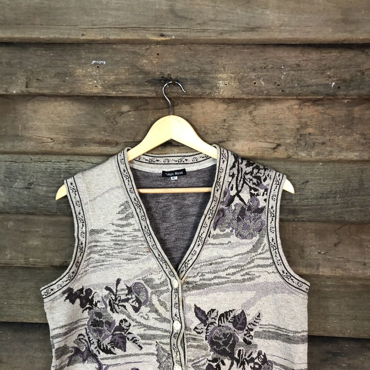 Vintage DL Tokyo Biyari Brown art japan Vest knitwear #6814 Size US M / EU 48-50 / 2 - 2 Thumbnail