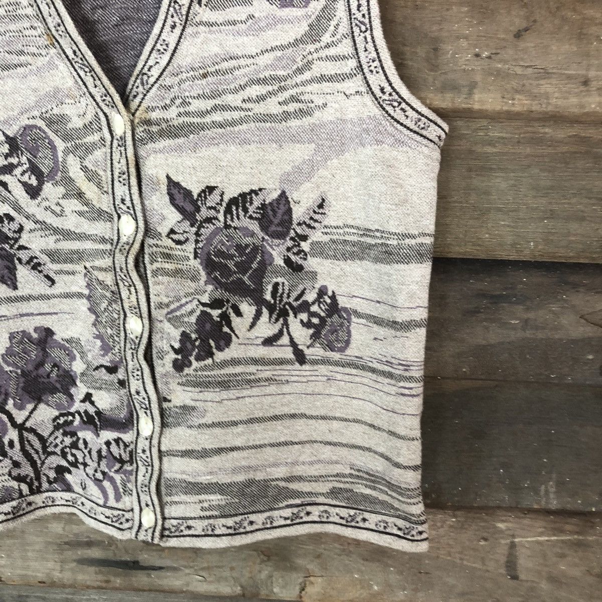 Vintage DL Tokyo Biyari Brown art japan Vest knitwear #6814 Size US M / EU 48-50 / 2 - 5 Thumbnail
