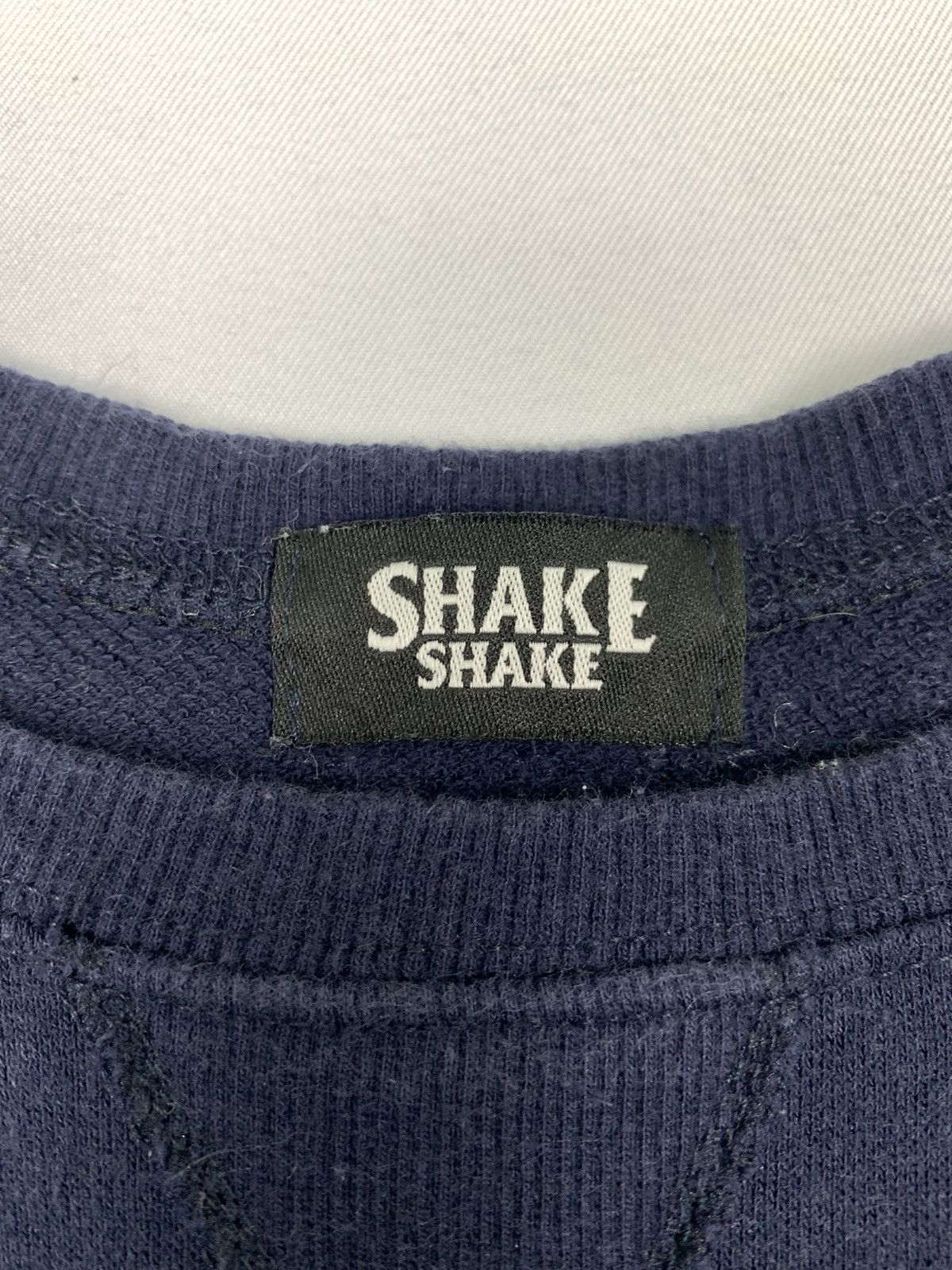 Habitat × Japanese Brand × Tiger of Sweden SHAKE SHAKE Habitat Tiger Rare Big Logo Graphic Sweatshirt Size M / US 6-8 / IT 42-44 - 7 Thumbnail