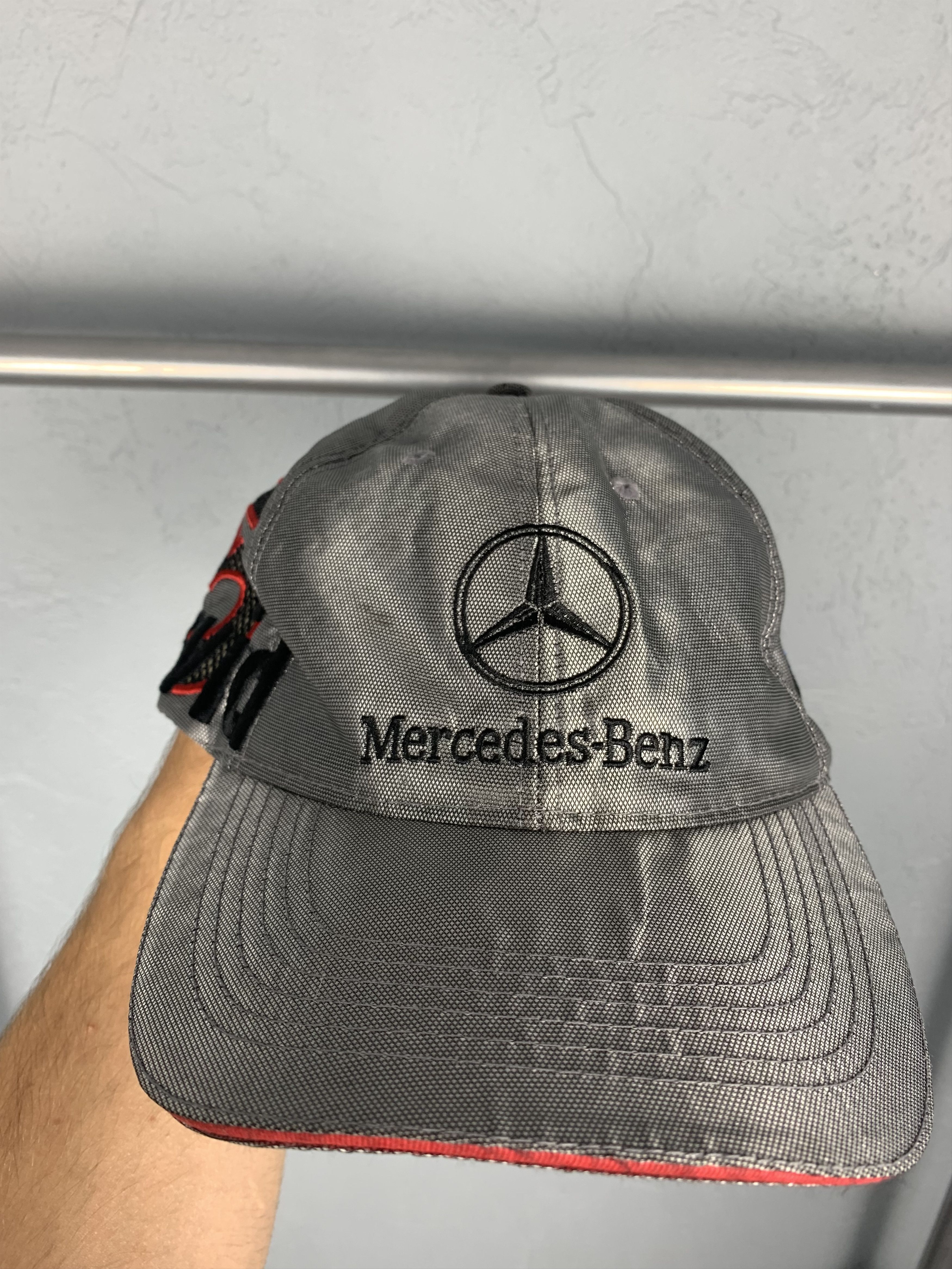 Formula 1 × Mercedes-Benz RARE! MERCEDES BENZ F1 Driver David Coultard Signature Cap Size ONE SIZE - 2 Thumbnail