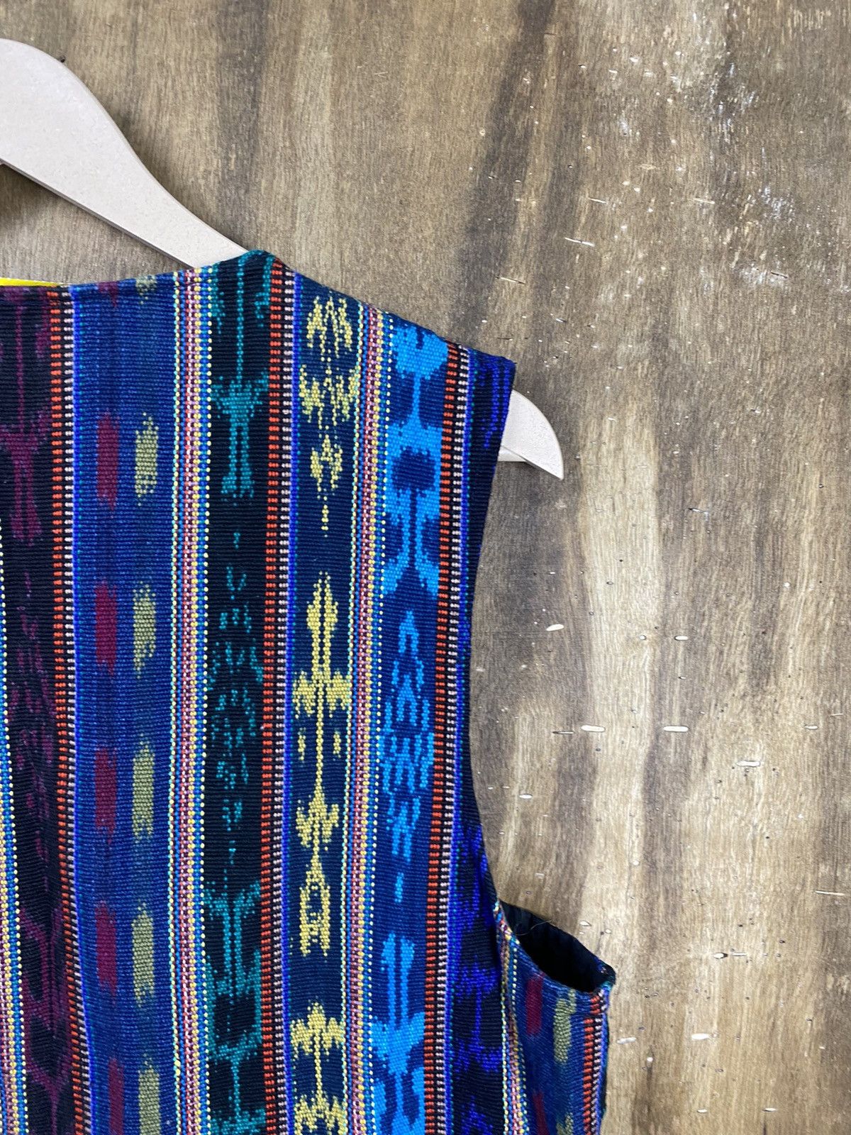 Vintage DL 90s Japan navajo knit vintage vest Tank top #2690 Size US M / EU 48-50 / 2 - 12 Thumbnail