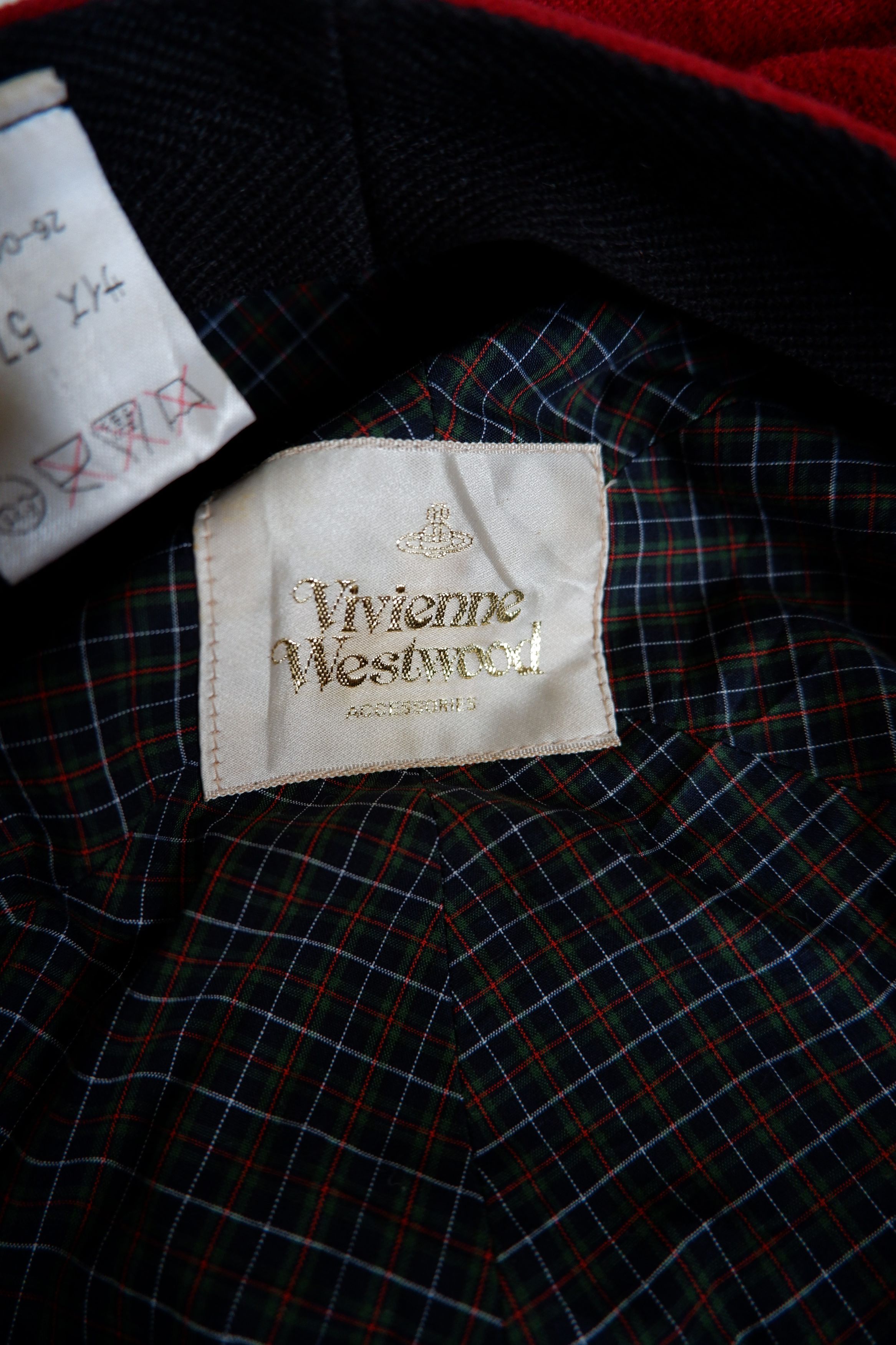 Vivienne Westwood 1999 Vivienne Westwood Hat Size ONE SIZE - 4 Thumbnail