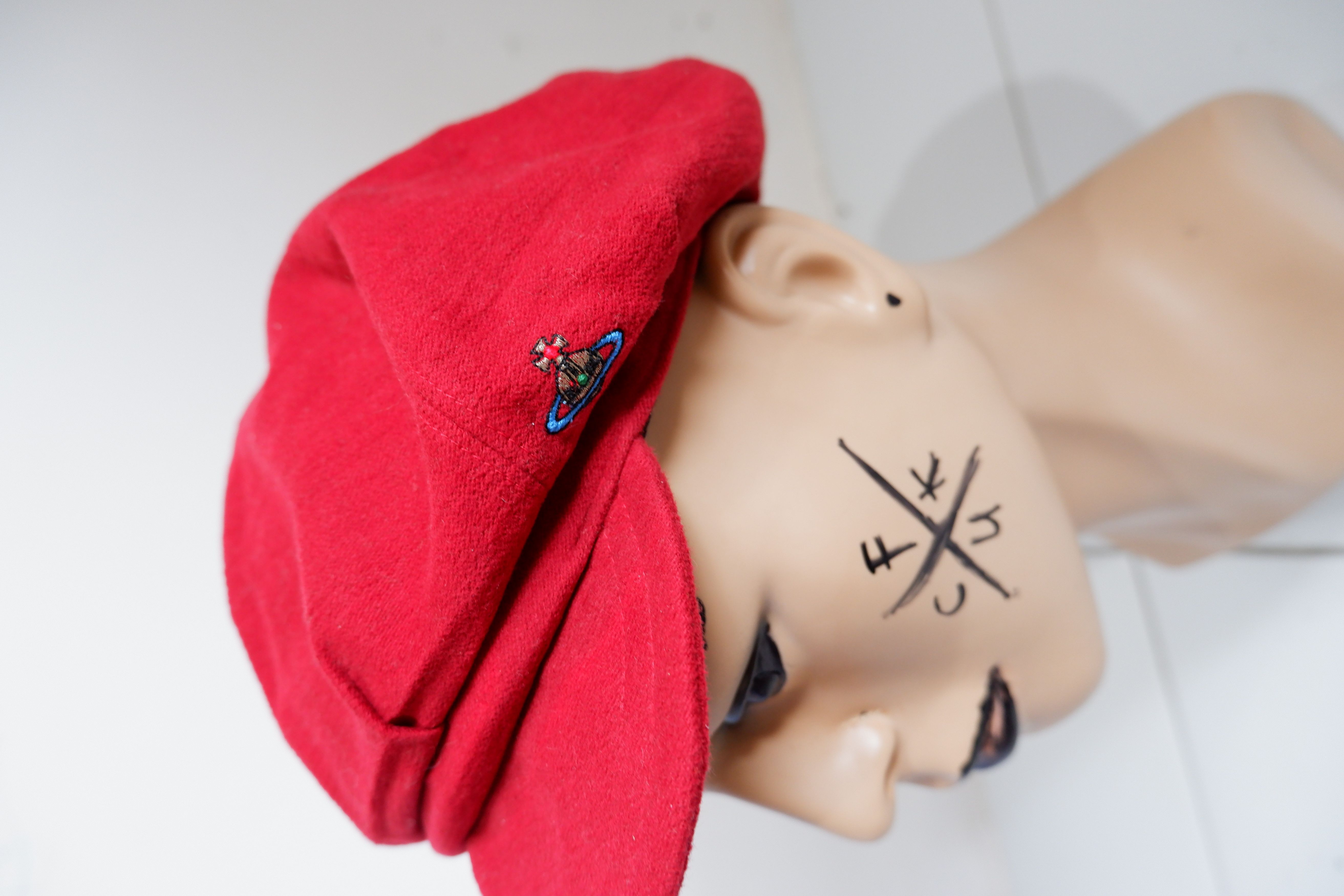 Vivienne Westwood 1999 Vivienne Westwood Hat Size ONE SIZE - 2 Thumbnail