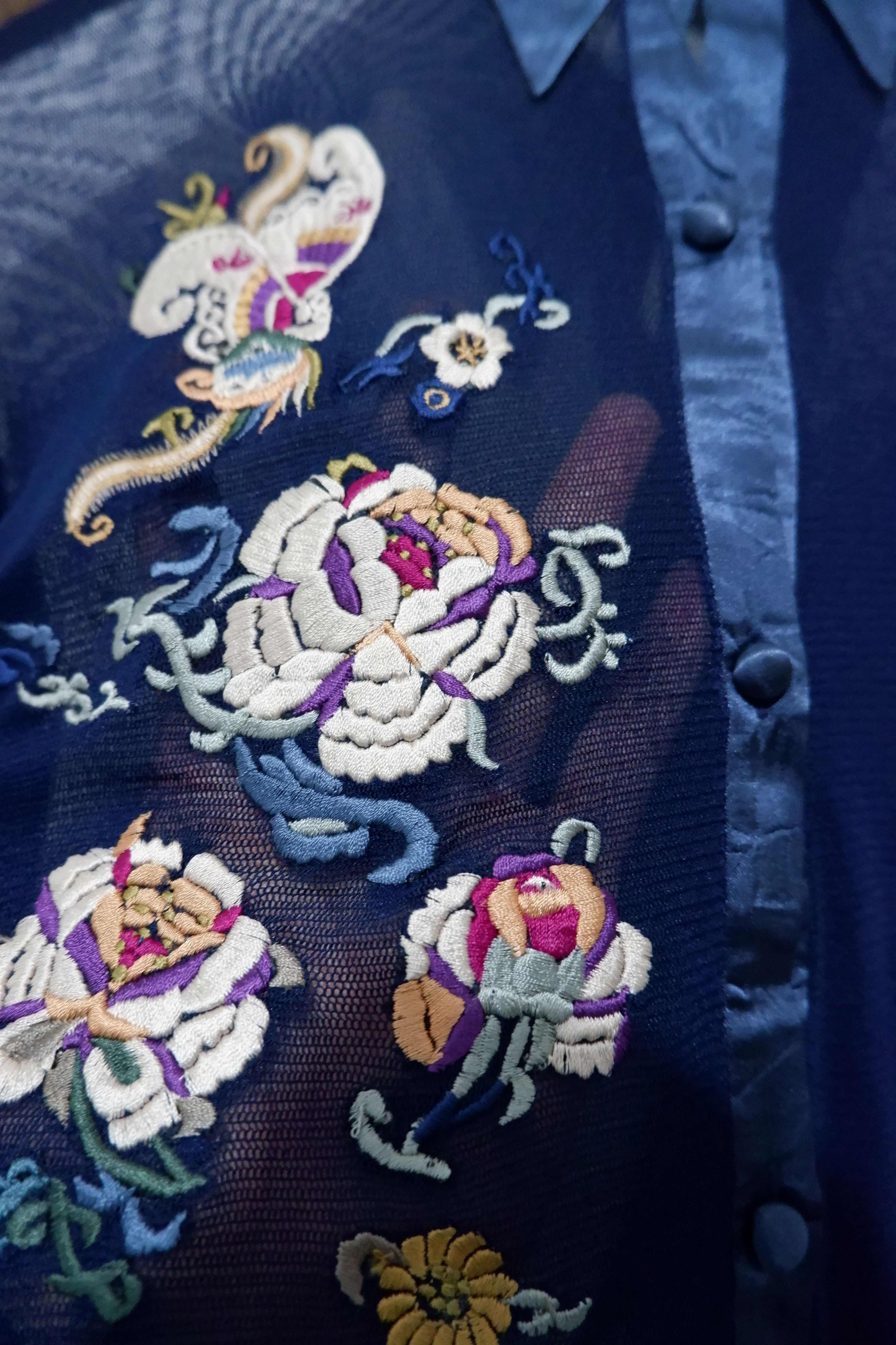 Vivienne Tam Vintage SS/1998 Vivienne Tam Embroidered Mesh Shirt Size S / US 4 / IT 40 - 5 Thumbnail