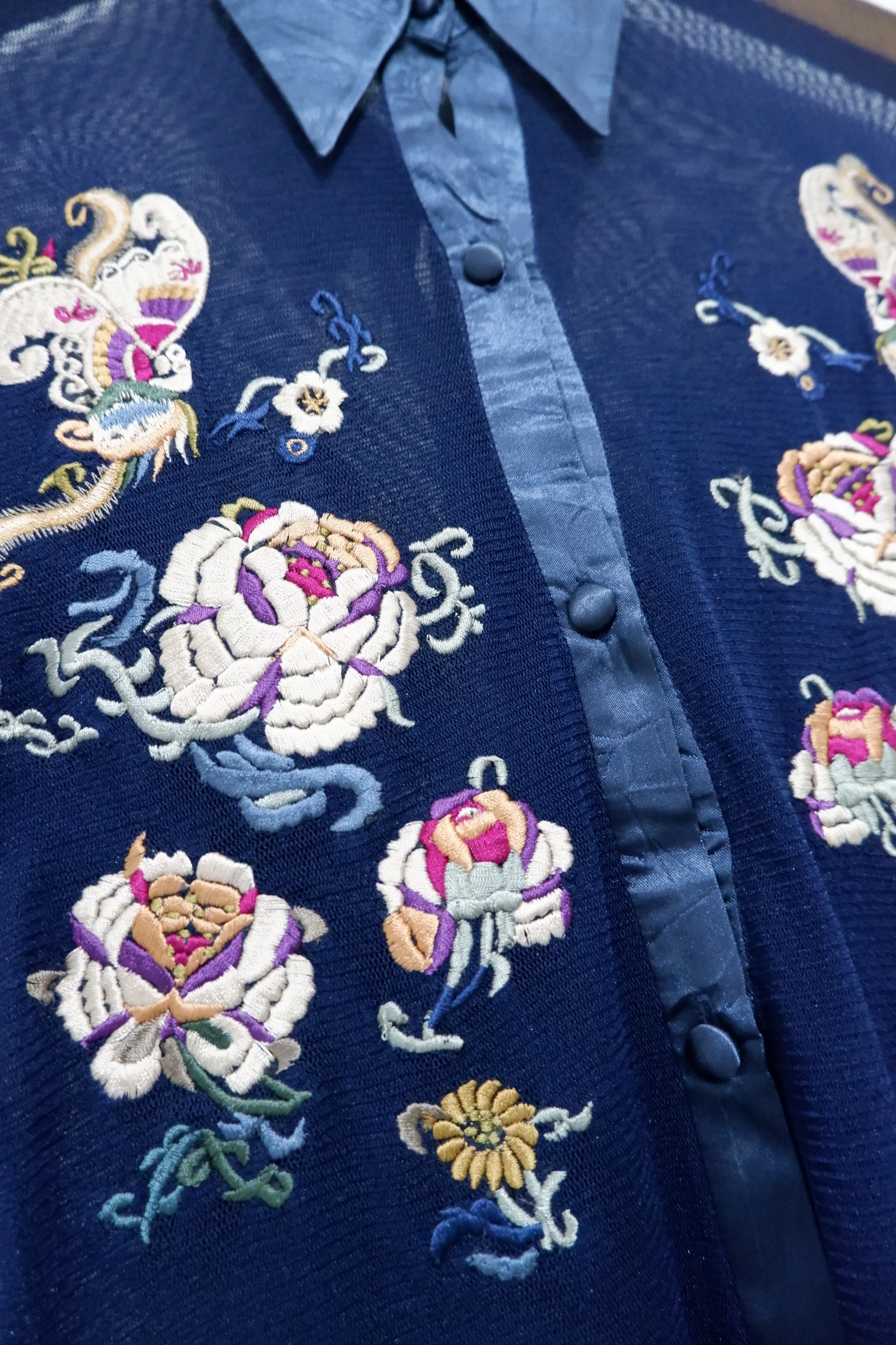 Vivienne Tam Vintage SS/1998 Vivienne Tam Embroidered Mesh Shirt Size S / US 4 / IT 40 - 3 Thumbnail