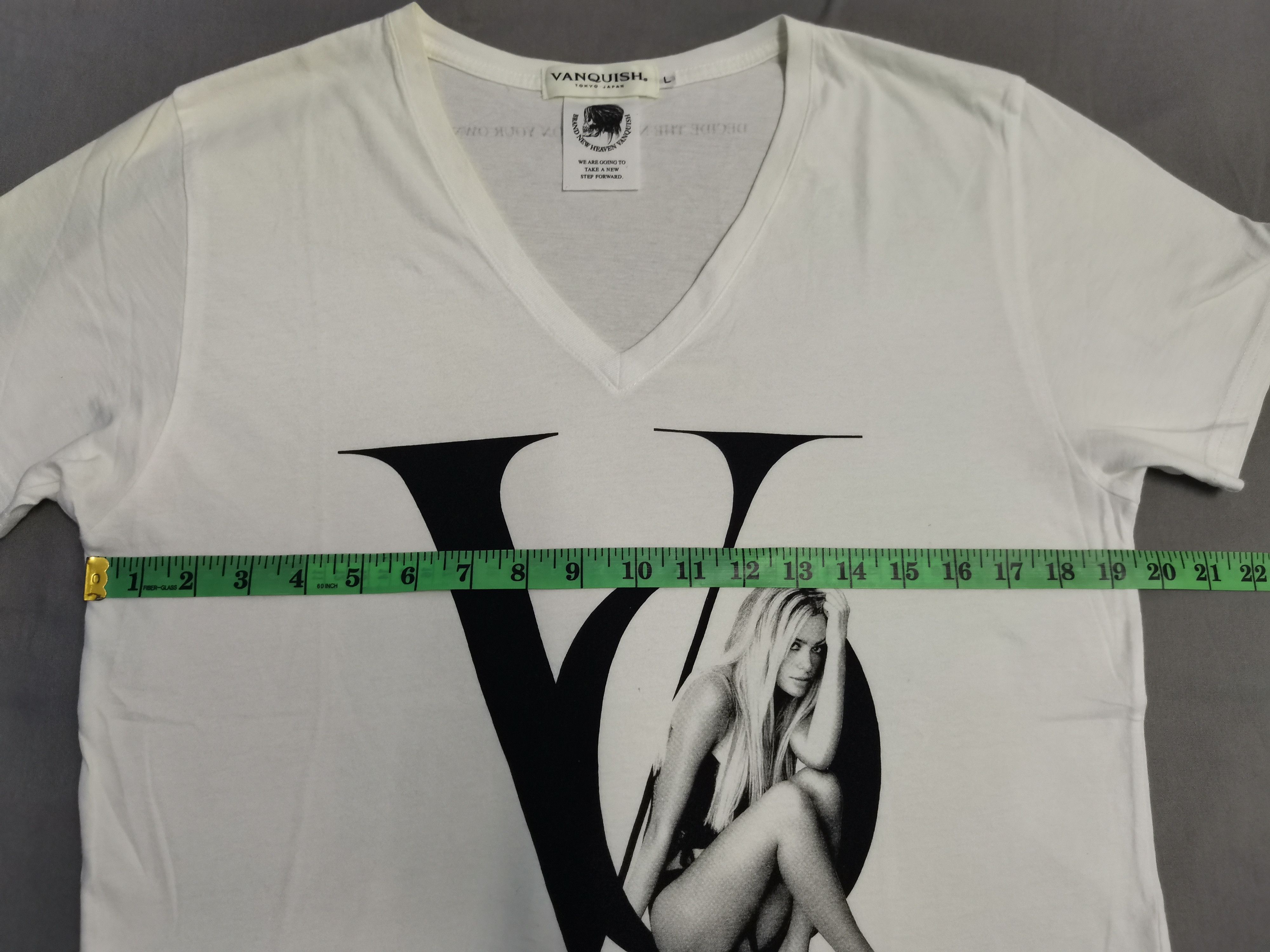 Vanquish Vanquish Tokyo Japan Designer Tee Sexy Girl Naked Size US L / EU 52-54 / 3 - 6 Thumbnail
