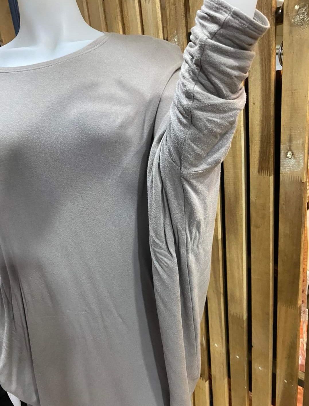 Helmut Lang Helmut Lang Blouse Rayon Sexy Size S / US 4 / IT 40 - 2 Thumbnail