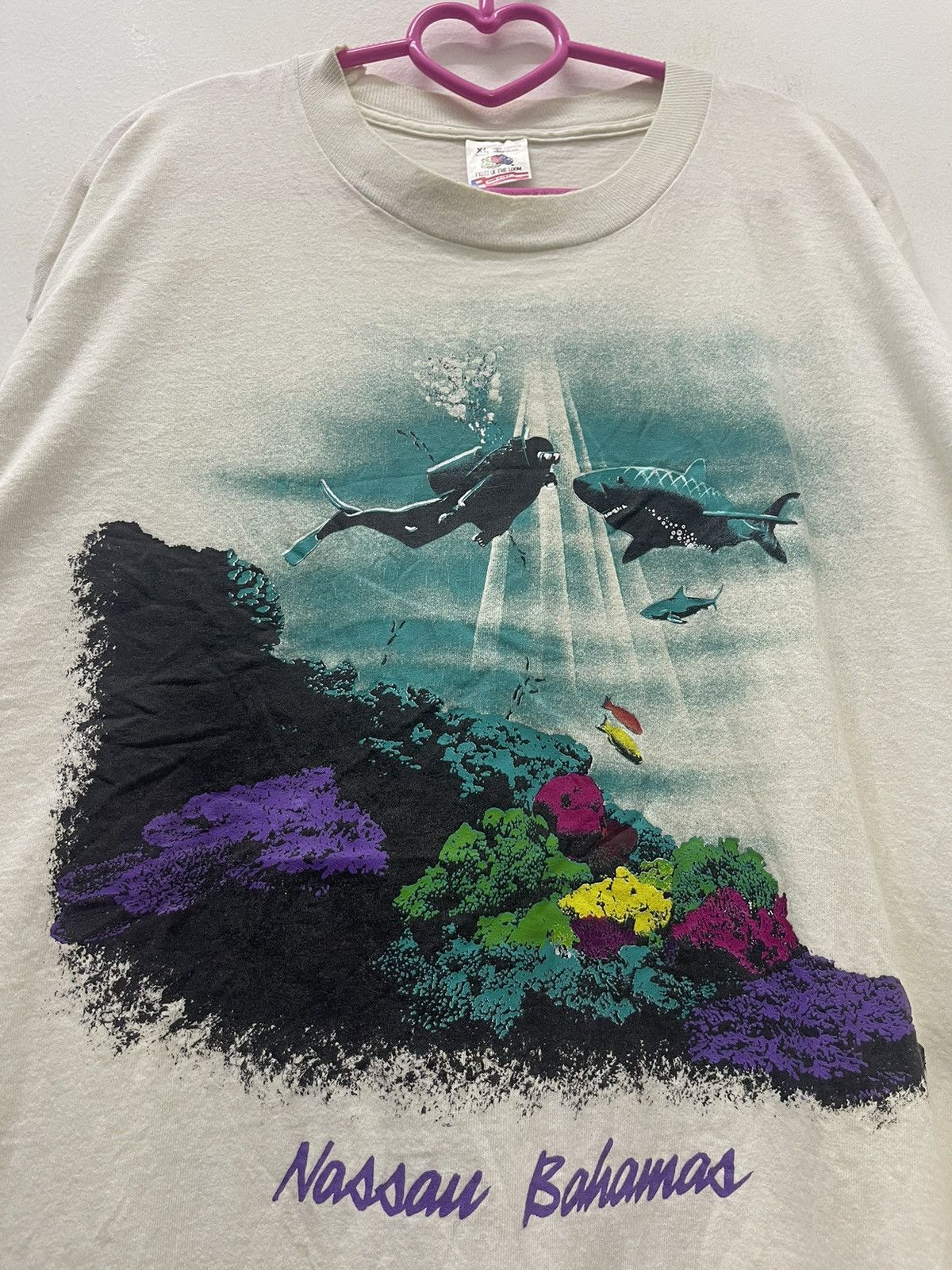 Fruit Of The Loom Rare Vintage NASSAU BAHAMAS Underwater Scuba Graphic Tee Size US XL / EU 56 / 4 - 2 Thumbnail