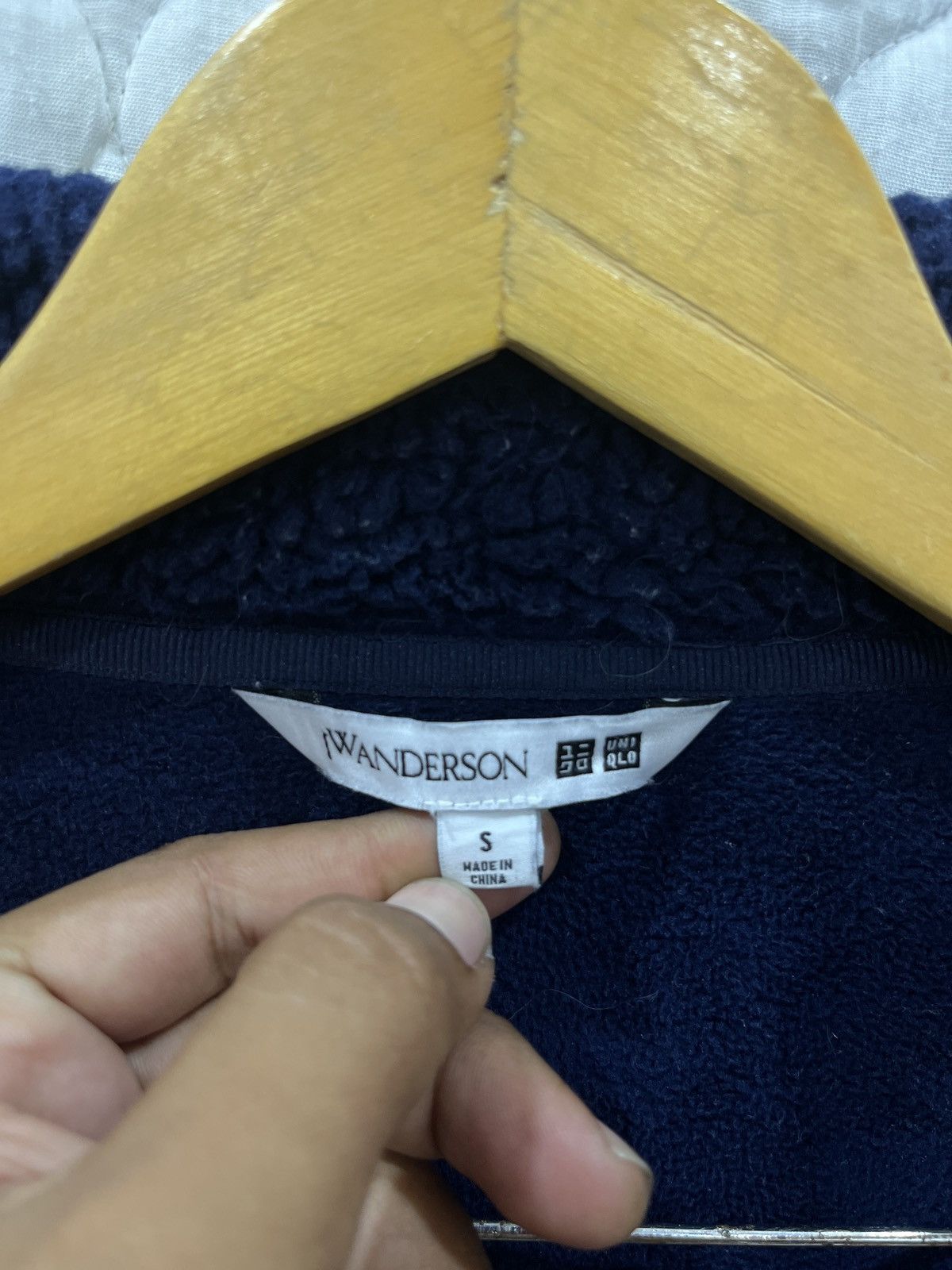 JW Anderson (Mmmm). JW ANDERSON X UNIQLO FLEECE JACKET Size US S / EU 44-46 / 1 - 8 Thumbnail