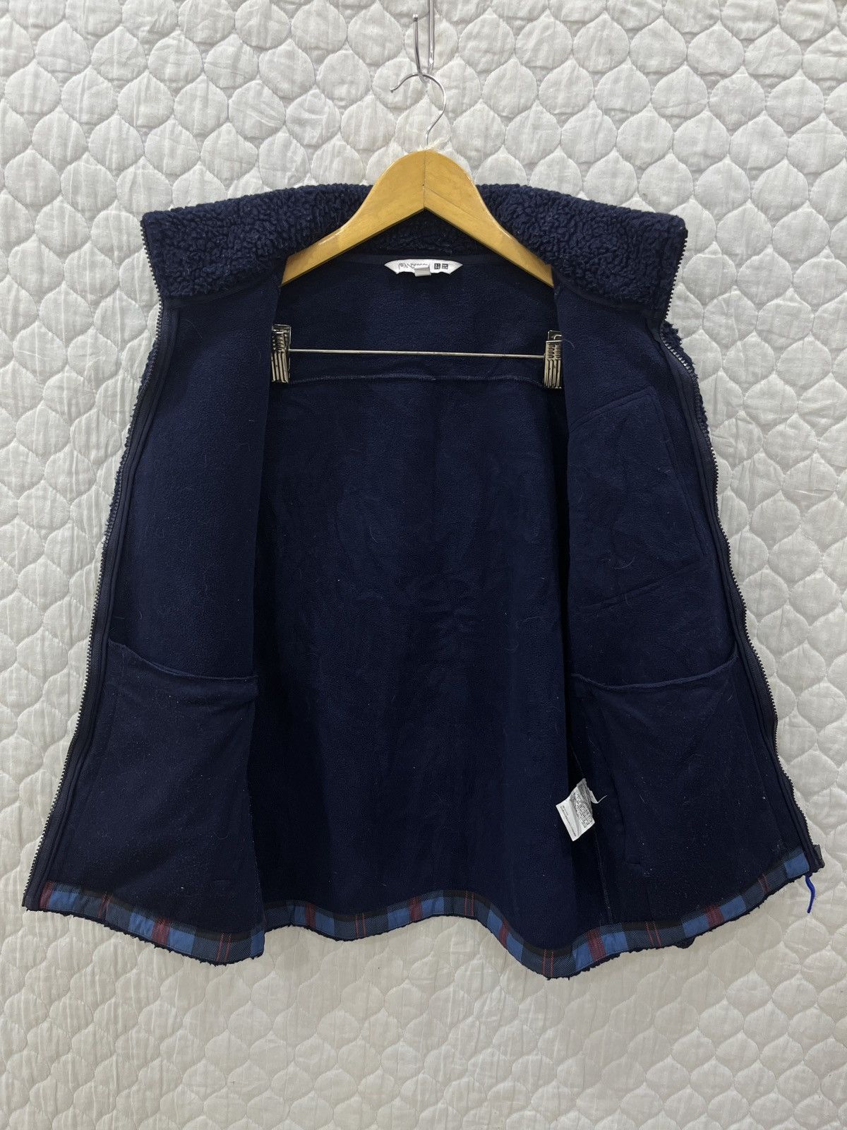 JW Anderson (Mmmm). JW ANDERSON X UNIQLO FLEECE JACKET Size US S / EU 44-46 / 1 - 7 Thumbnail