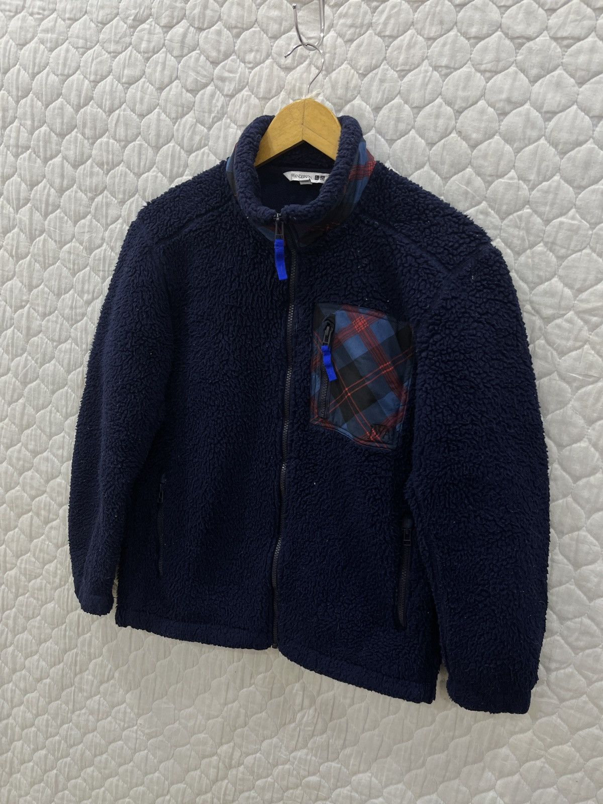 JW Anderson (Mmmm). JW ANDERSON X UNIQLO FLEECE JACKET Size US S / EU 44-46 / 1 - 2 Thumbnail