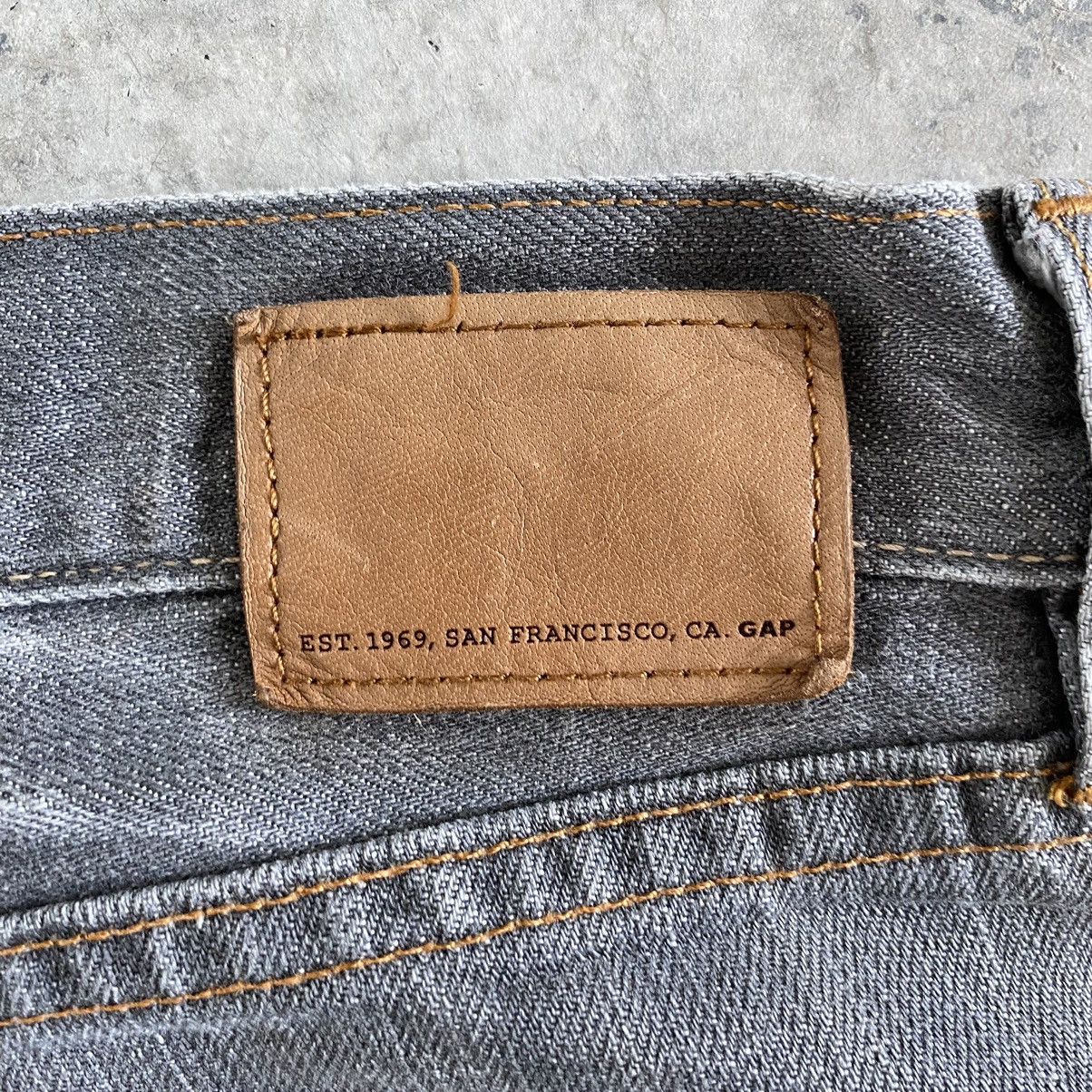 Gap × Vintage Vintage Gap Boot Fit Distressed Flared Denim Jeans Size US 30 / EU 46 - 20 Thumbnail