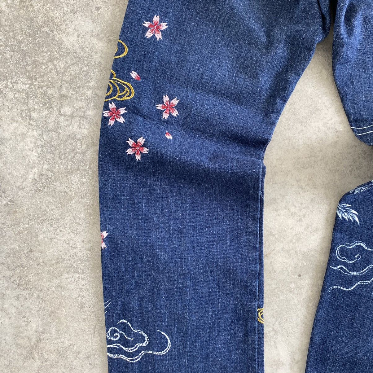 Japanese Brand Vomanie Printed Embroidery Sukajan Denim Jeans Size US 31 - 17 Thumbnail