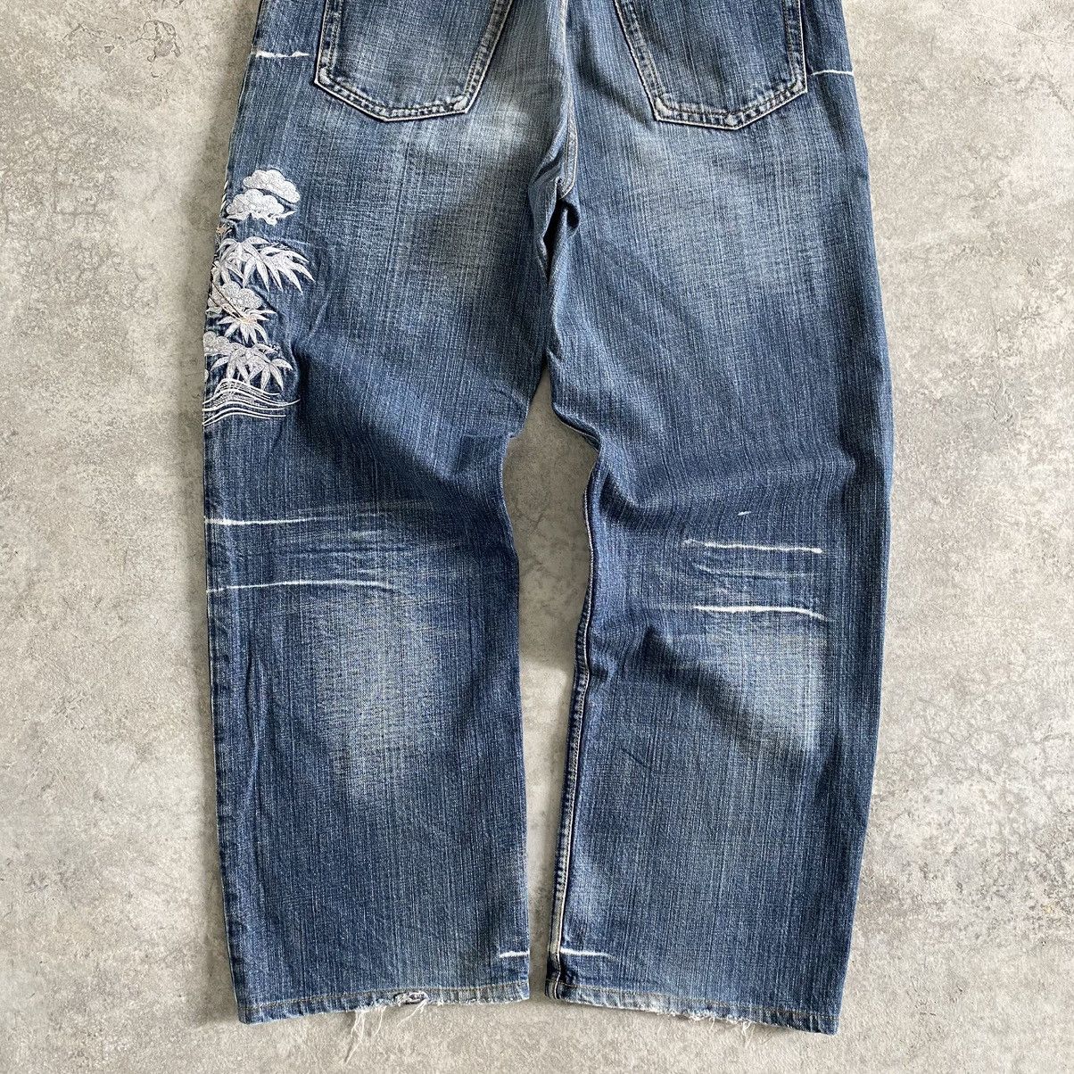 Karakuri Tamashii Karakuri Tamashii Embroidery Sukajan Denim Jeans Size US 34 / EU 50 - 17 Thumbnail