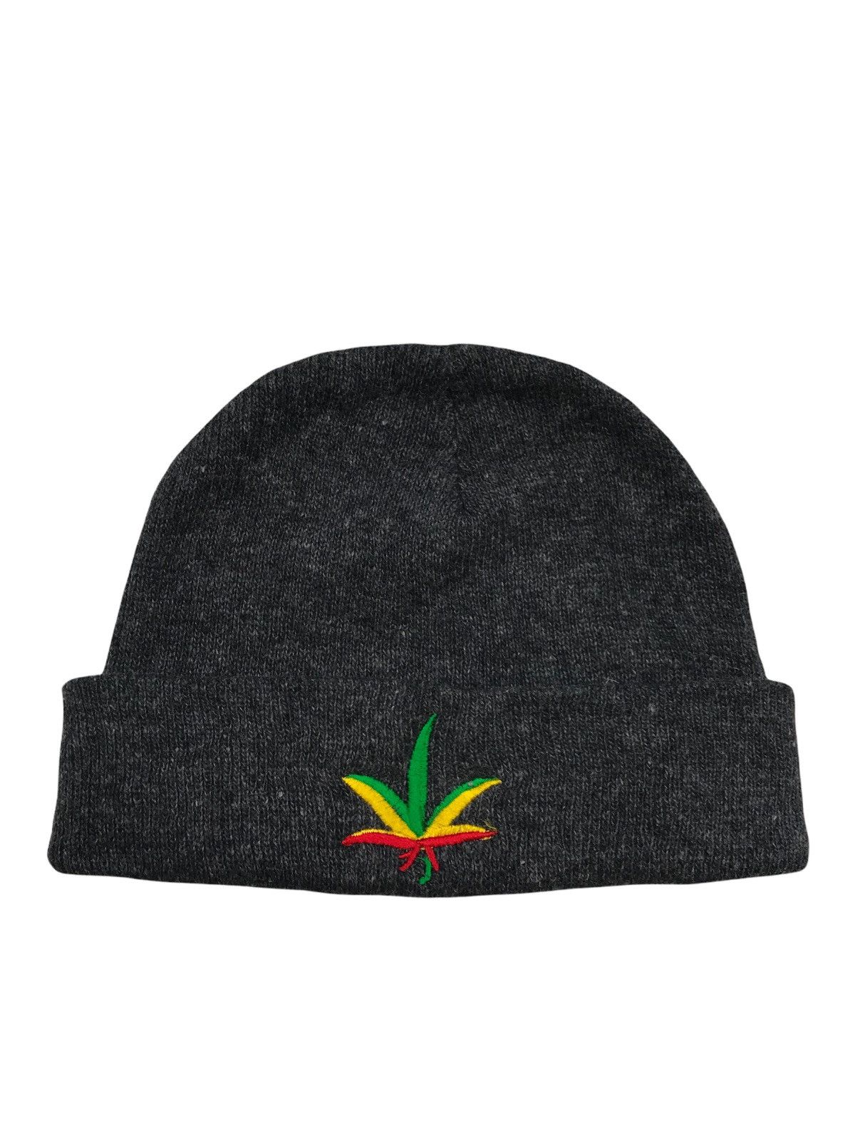 Japanese Brand Vintage Canabis logo beanie Size ONE SIZE - 1 Thumbnail