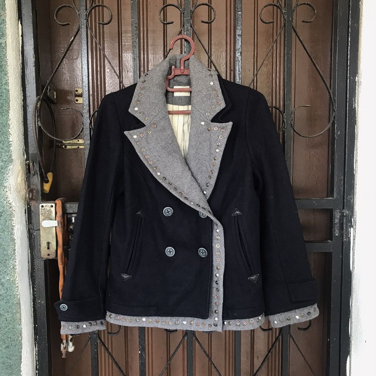 Japanese Brand Rare Design Double Layer Collar Ungrid Jacket Coat Size S / US 4 / IT 40 - 1 Thumbnail