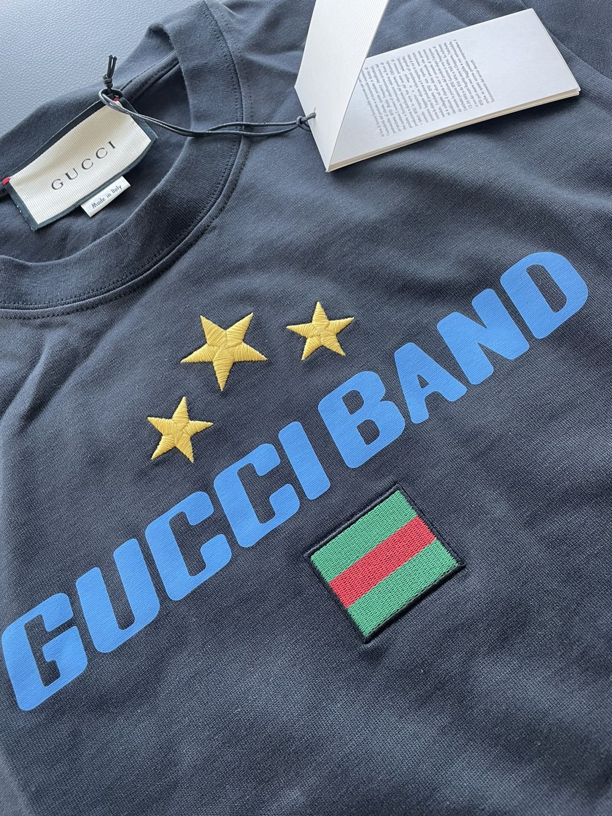 Gucci NEW Rare Sold Out Super Runway Gucci Band Logo Tee T-shirt Size US M / EU 48-50 / 2 - 25 Thumbnail