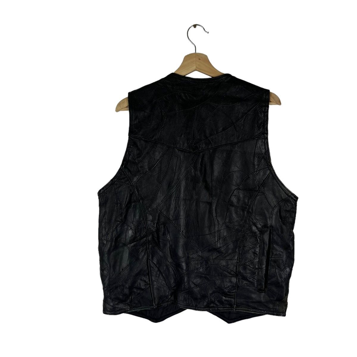Japanese Brand VINTAGE LEATHER VEST PATCH WORK DESIGN JAPAN MADE Size US M / EU 48-50 / 2 - 3 Thumbnail