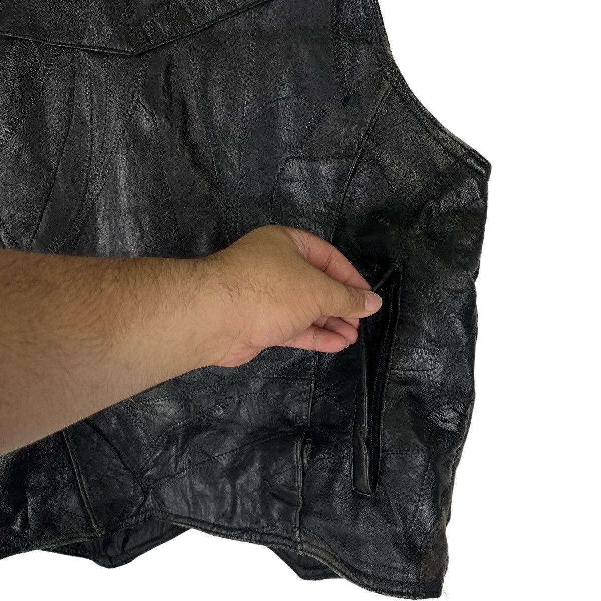 Japanese Brand VINTAGE LEATHER VEST PATCH WORK DESIGN JAPAN MADE Size US M / EU 48-50 / 2 - 7 Thumbnail