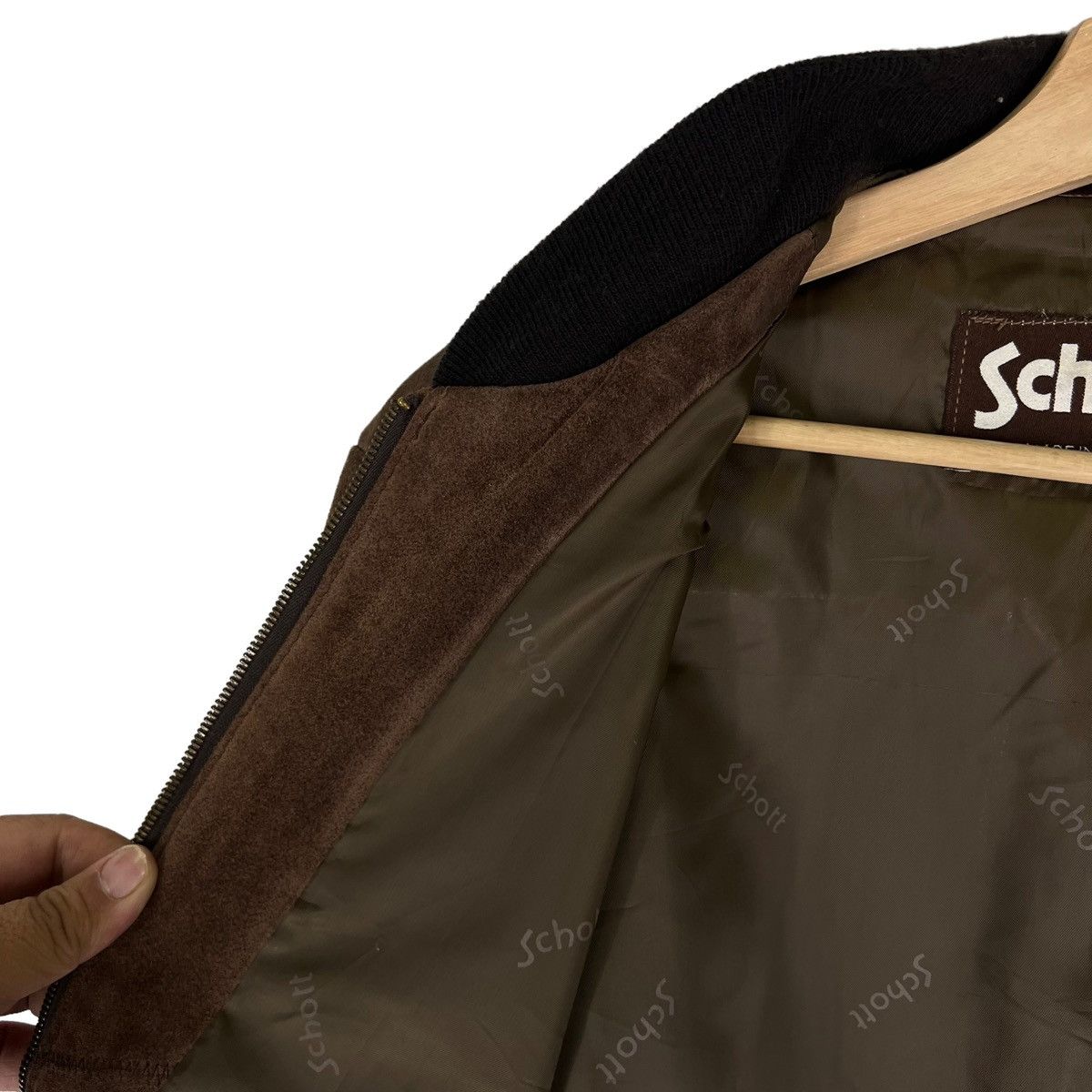 Schott VINTAGE SUEDE LEATHER JACKET BOMBER SCHOTT MADE IN USA Size US M / EU 48-50 / 2 - 11 Thumbnail